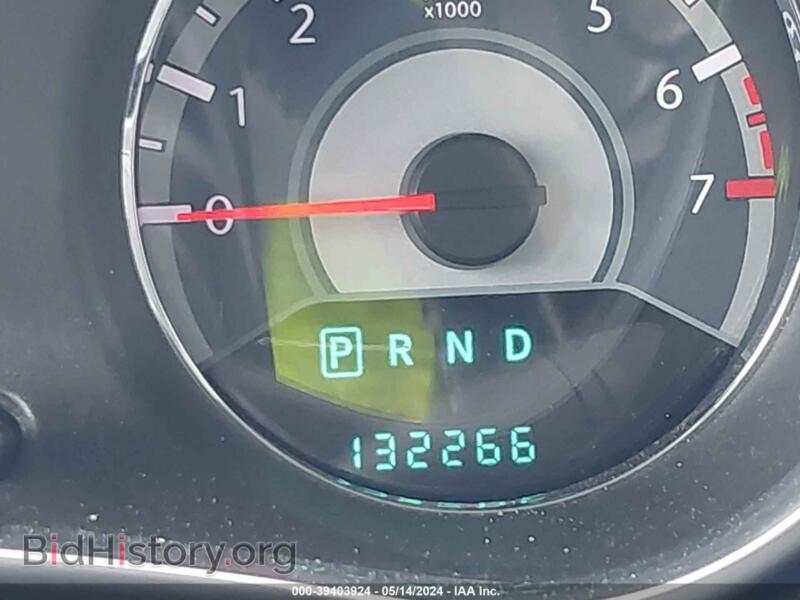 2011 Chrysler 200 (VIN 1C3BC7EGXBN615230) — photo 7 of 11