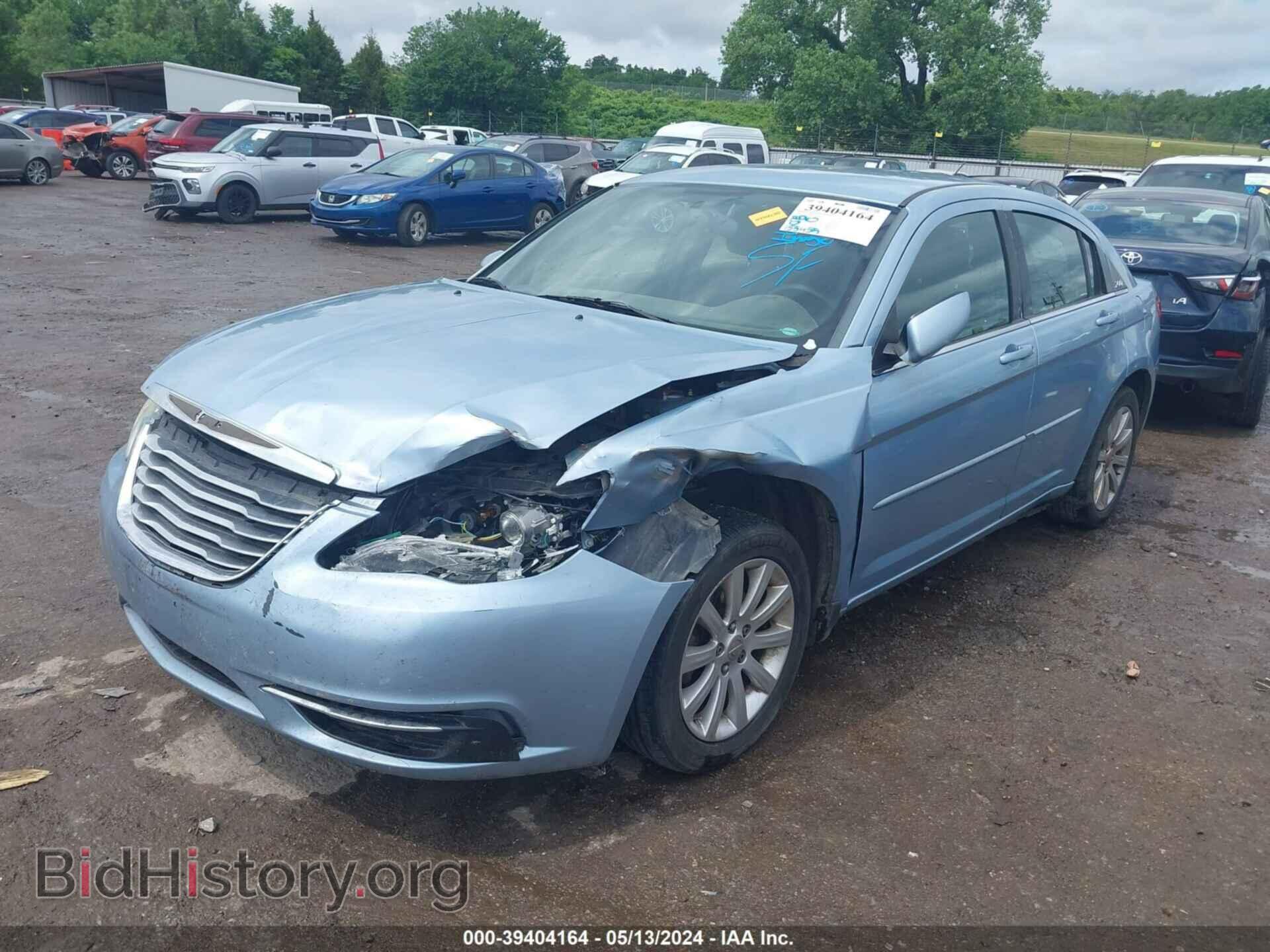2012 CHRYSLER 200 - VIN: 1C3CCBBB6CN205025 - Фото 2