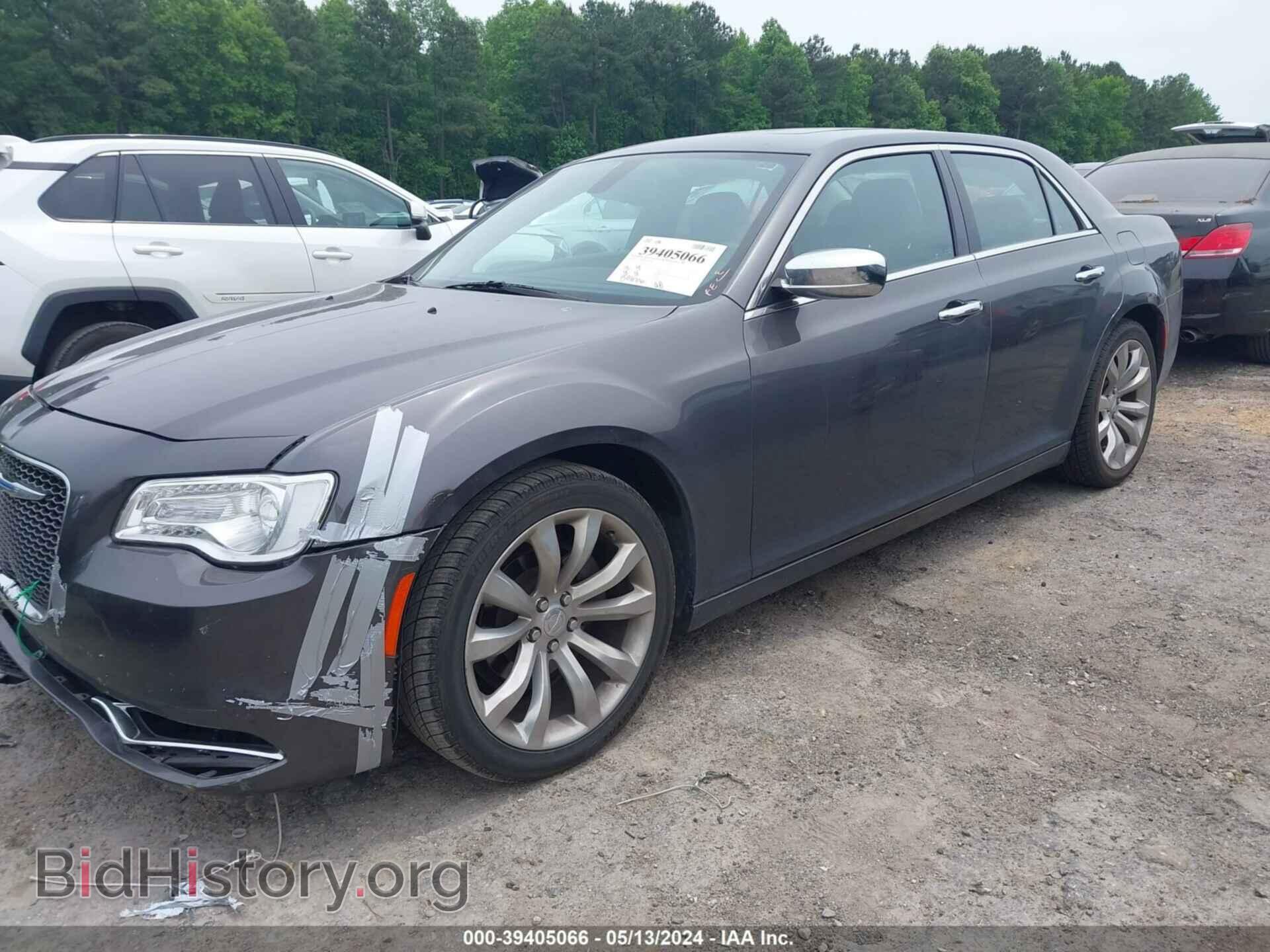 2018 CHRYSLER 300 - VIN: 2C3CCAEG4JH208125 - Фото 2