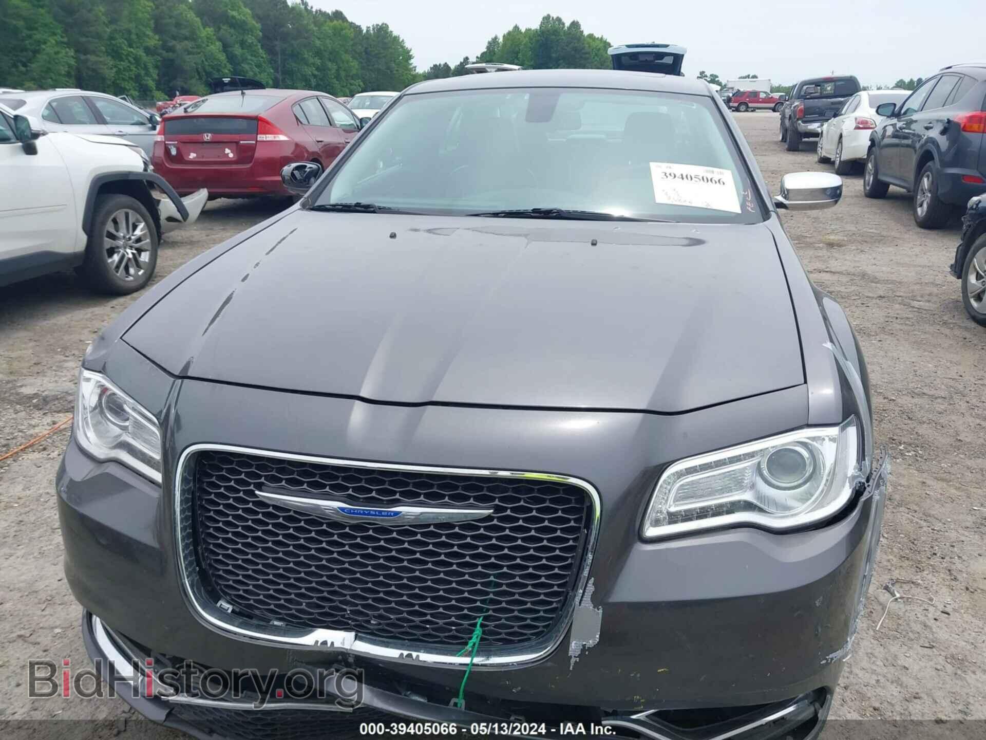 2018 CHRYSLER 300 - VIN: 2C3CCAEG4JH208125 - Фото 13