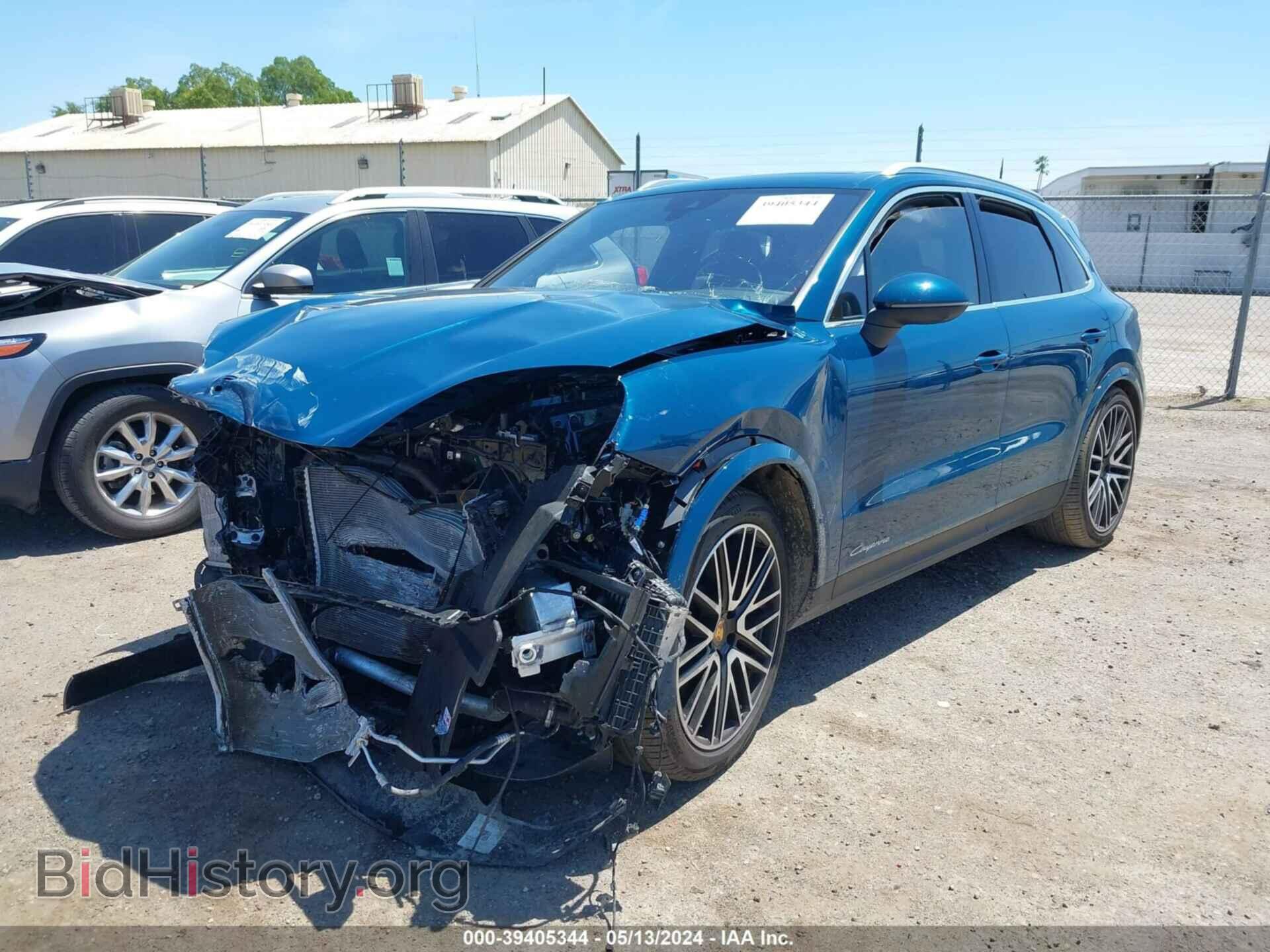 2024 PORSCHE CAYENNE - VIN: WP1AA2AY7RDA06710 - Photo 2