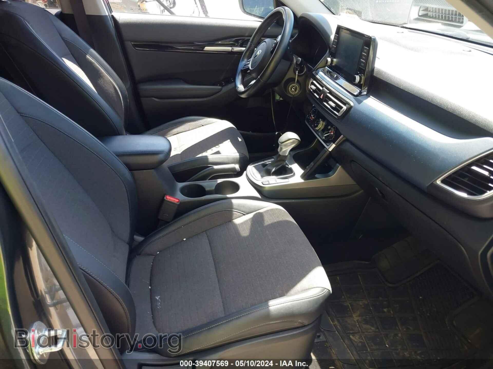 2021 KIA SELTOS - VIN: KNDEU2AA8M7148942 - Фото 5