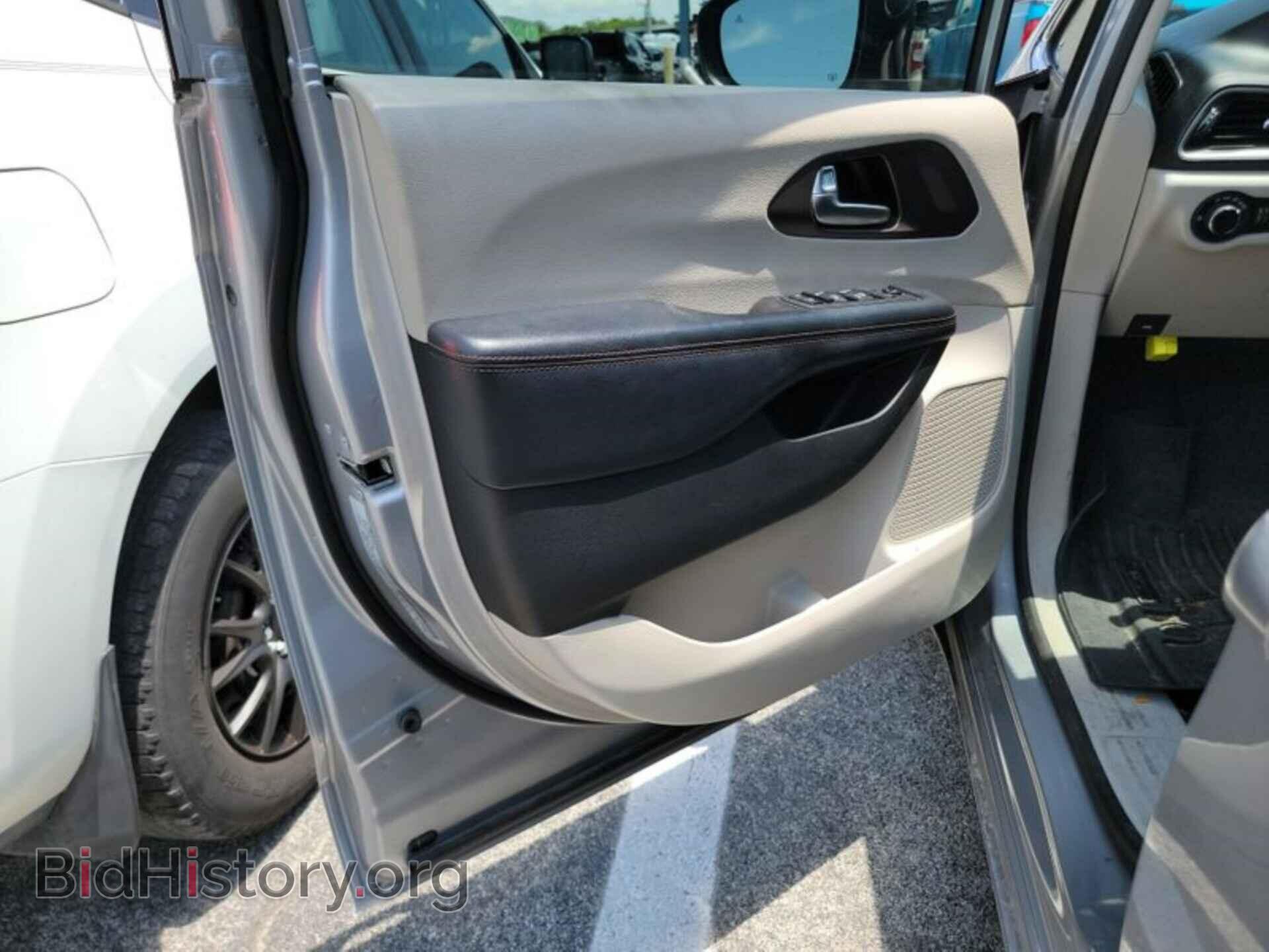 Фотография 2C4RC1DG9KR666150 - CHRYSLER PACIFICA 2019