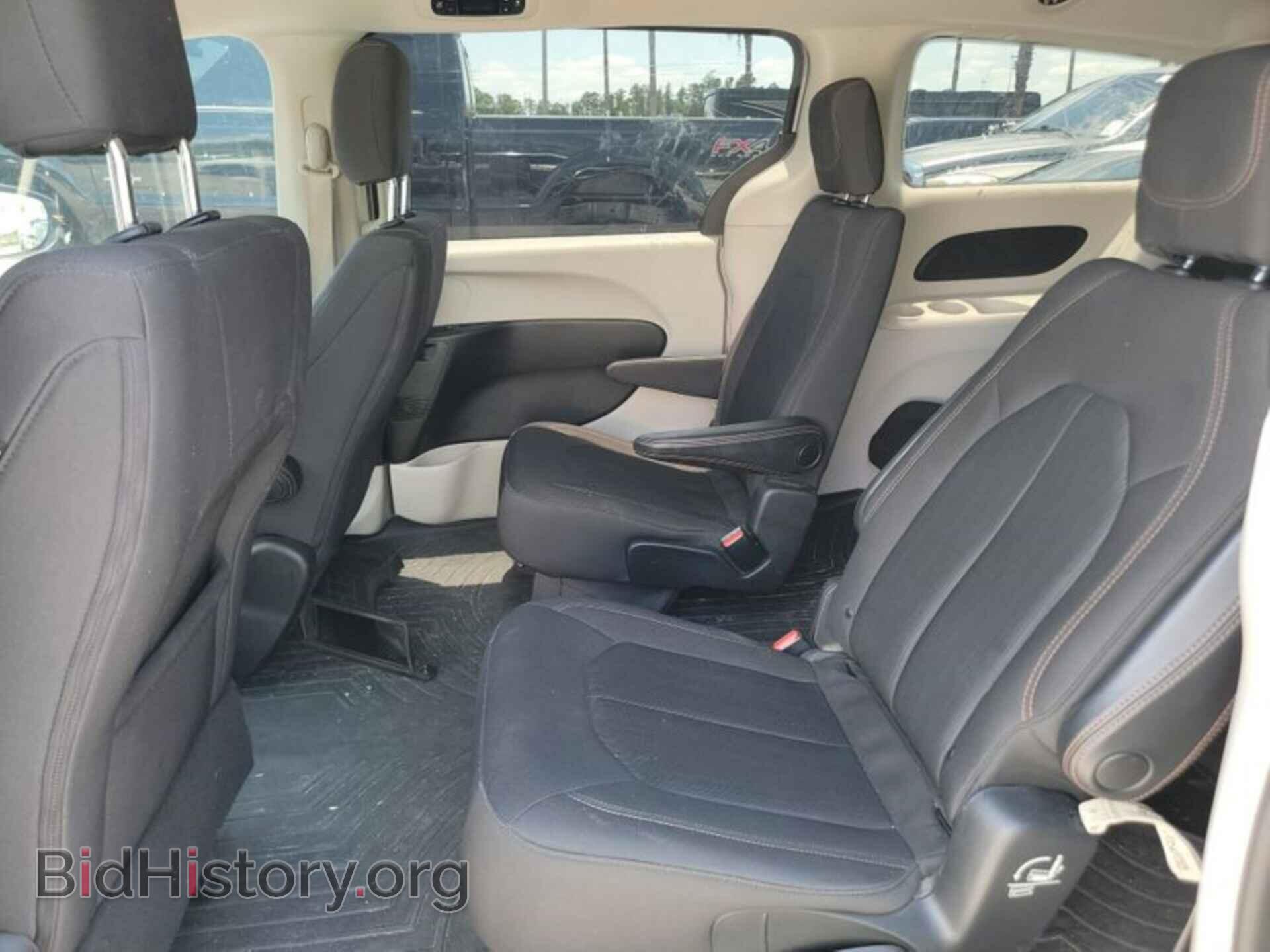2019 CHRYSLER PACIFICA - VIN: 2C4RC1DG9KR666150 - Фото 3