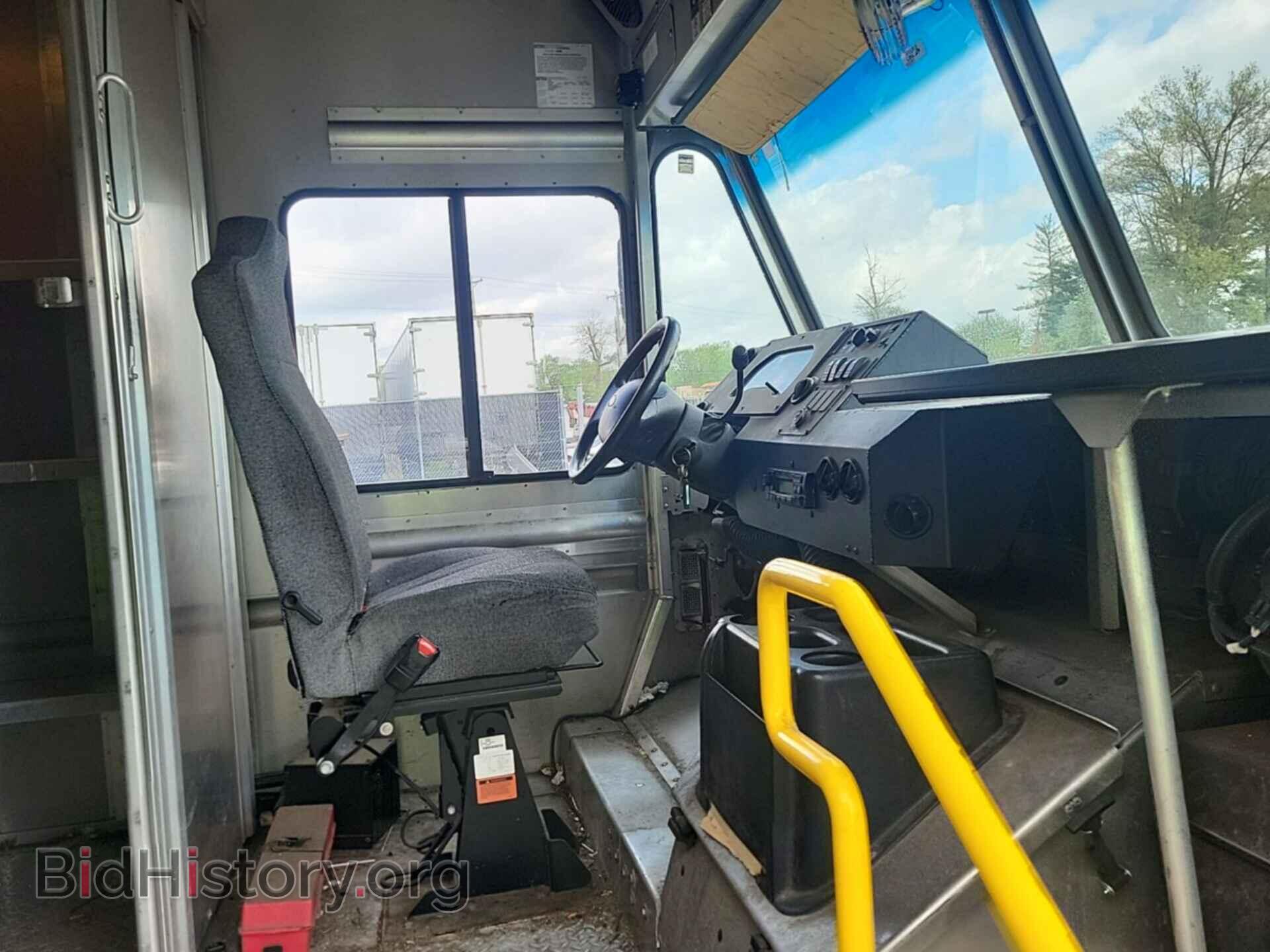 2013 FORD ECONOLINE - VIN: 1FC4E4KL2DDA44159 - Фото 2