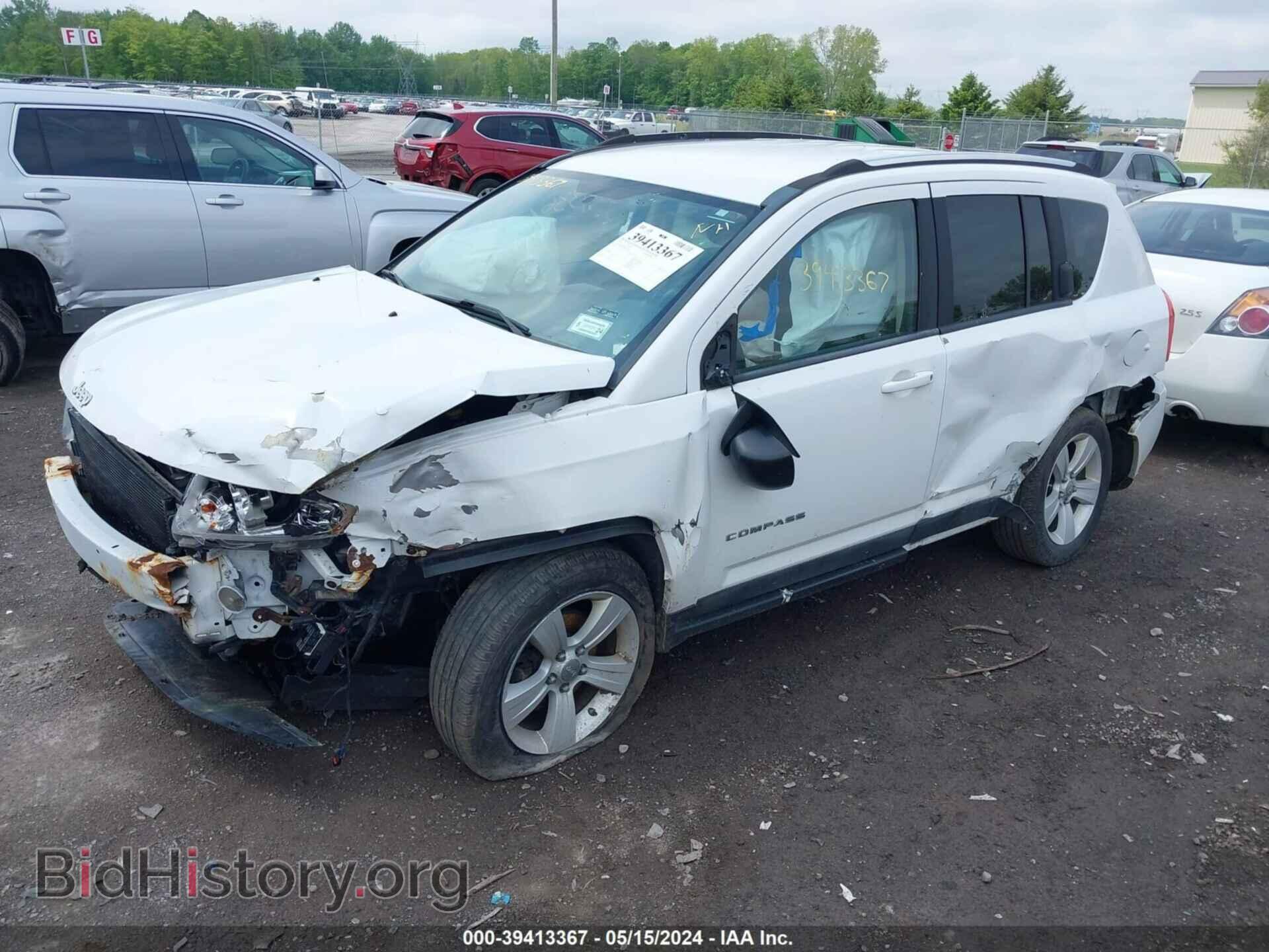 2011 JEEP COMPASS - VIN: 1J4NF1FB2BD158767 - Фото 2