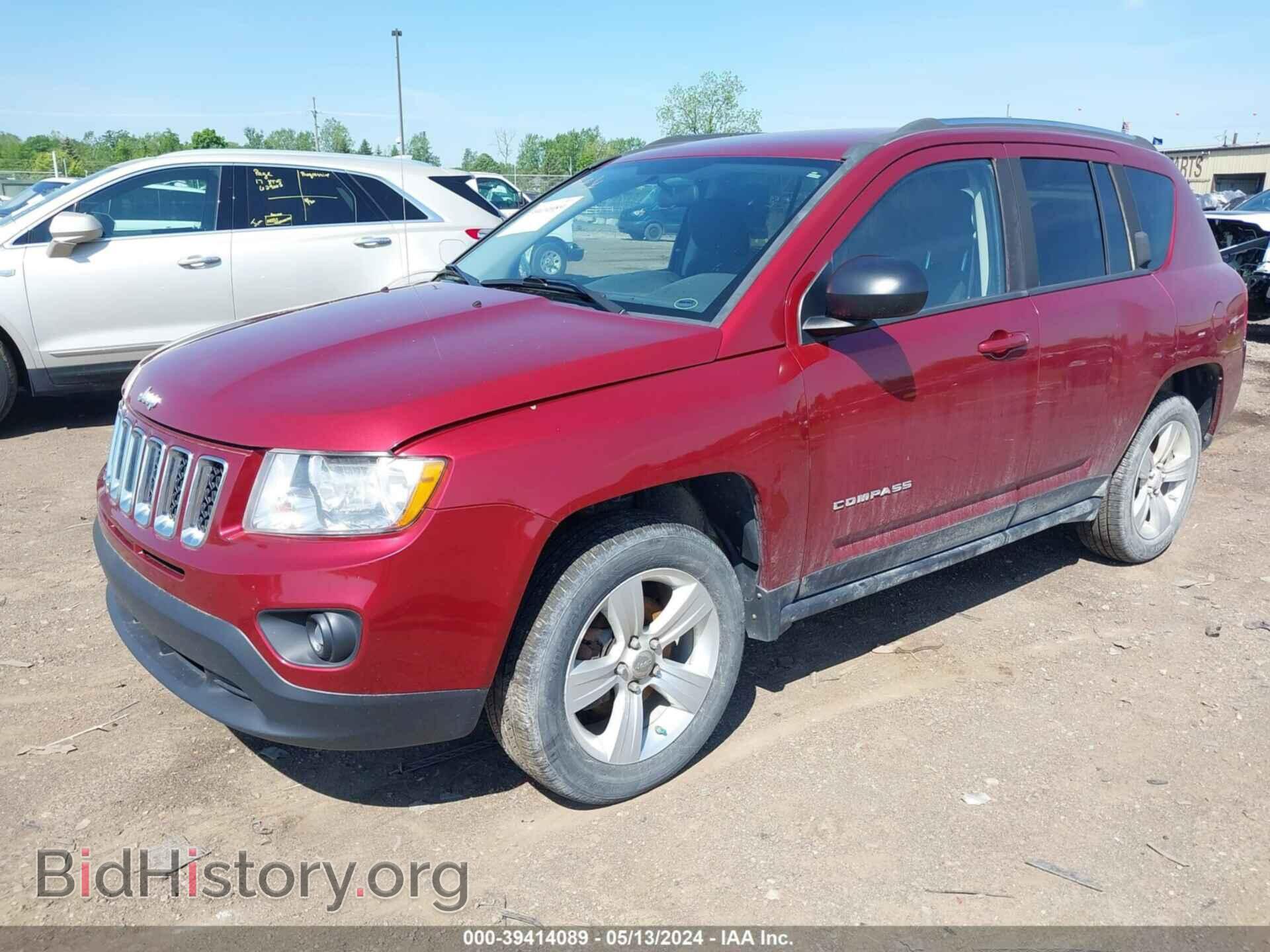 2012 JEEP COMPASS - VIN: 1C4NJCEB7CD526735 - Photo 2