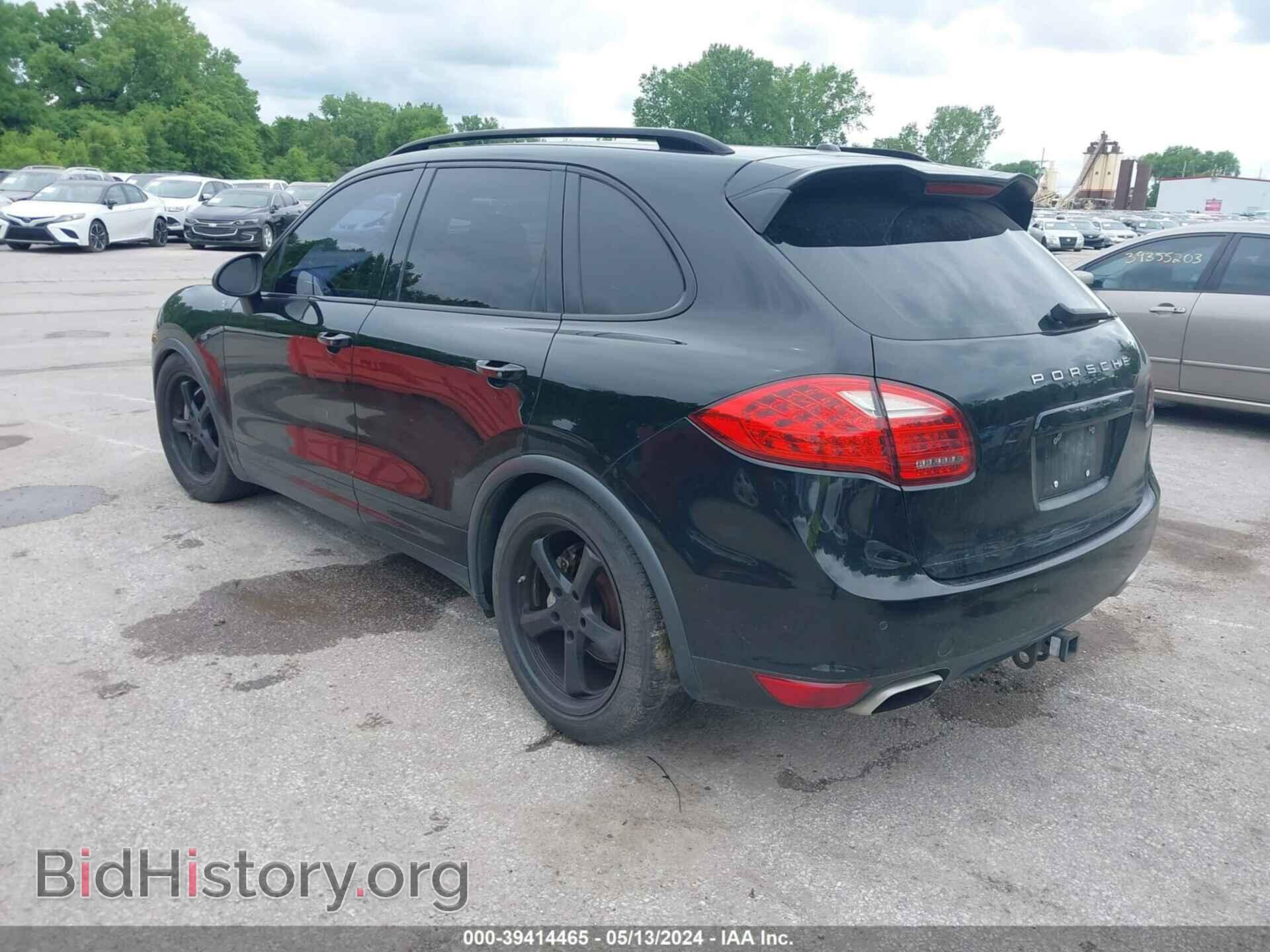 2011 PORSCHE CAYENNE - VIN: WP1AB2A21BLA56118 - Фото 3