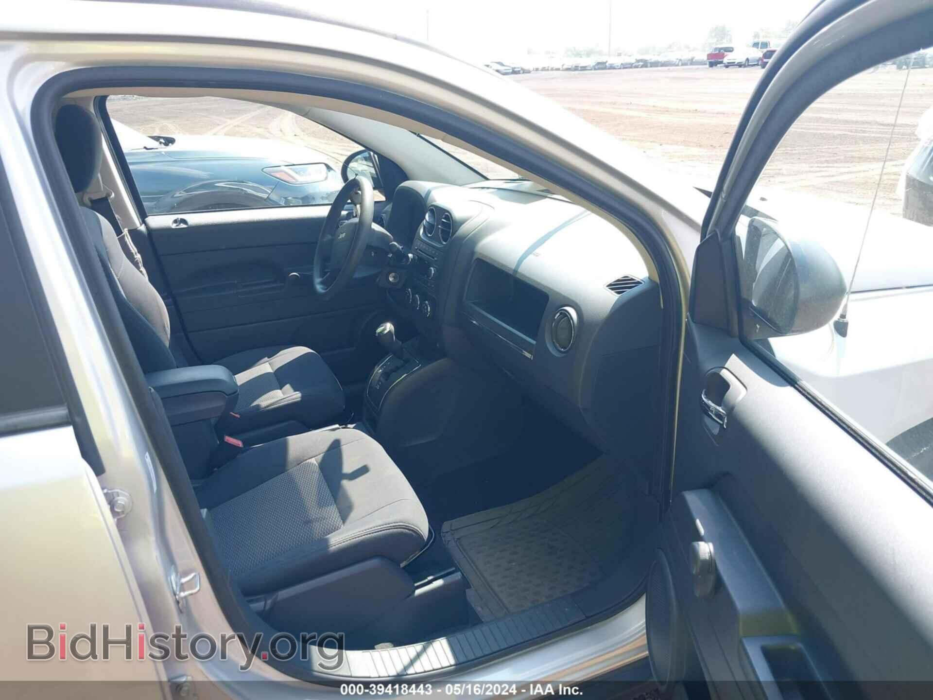 2010 JEEP COMPASS - VIN: 1J4NT4FB3AD502941 - Фото 5