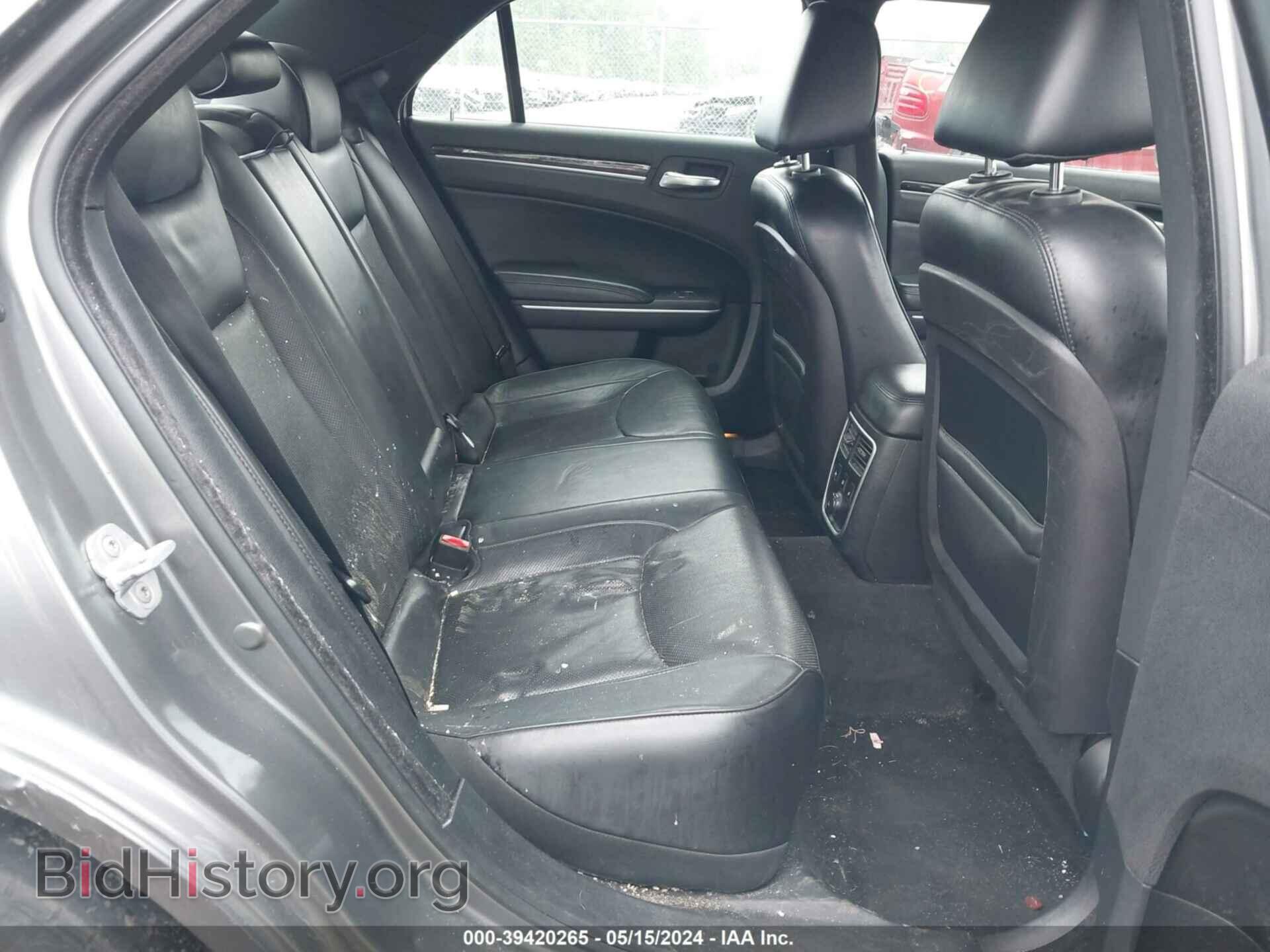 2012 CHRYSLER 300C - VIN: 2C3CCAET5CH261173 - Фото 8