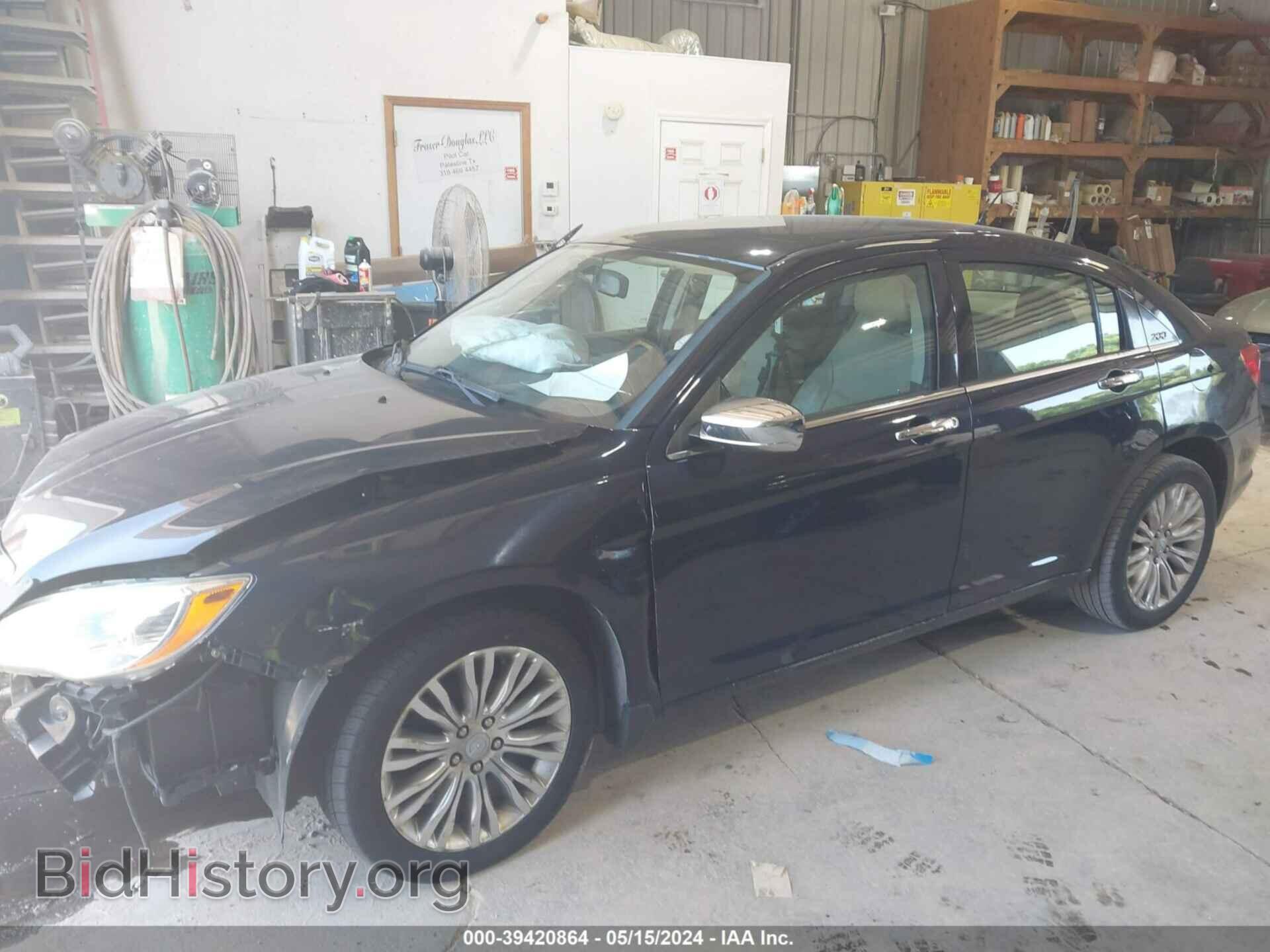 2012 CHRYSLER 200 - VIN: 1C3CCBCB0CN242036 - Фото 2