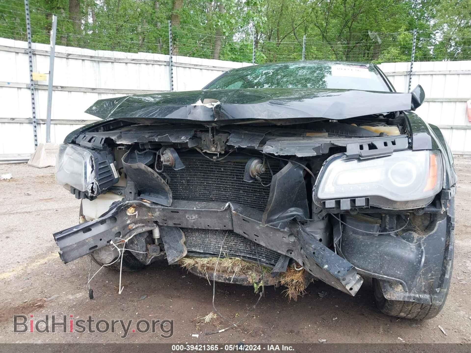 2014 CHRYSLER 300 - VIN: 2C3CCAGG7EH374402 - Фото 6