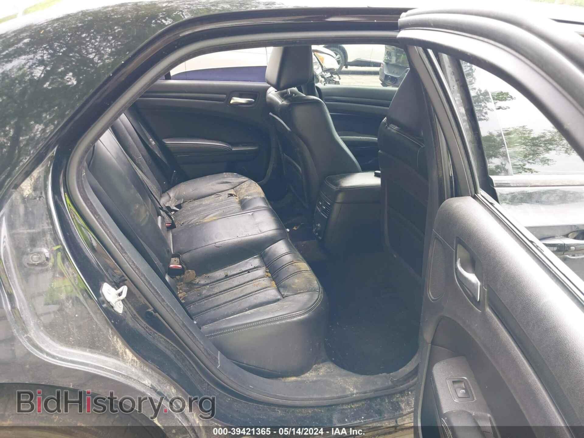 2014 CHRYSLER 300 - VIN: 2C3CCAGG7EH374402 - Фото 8