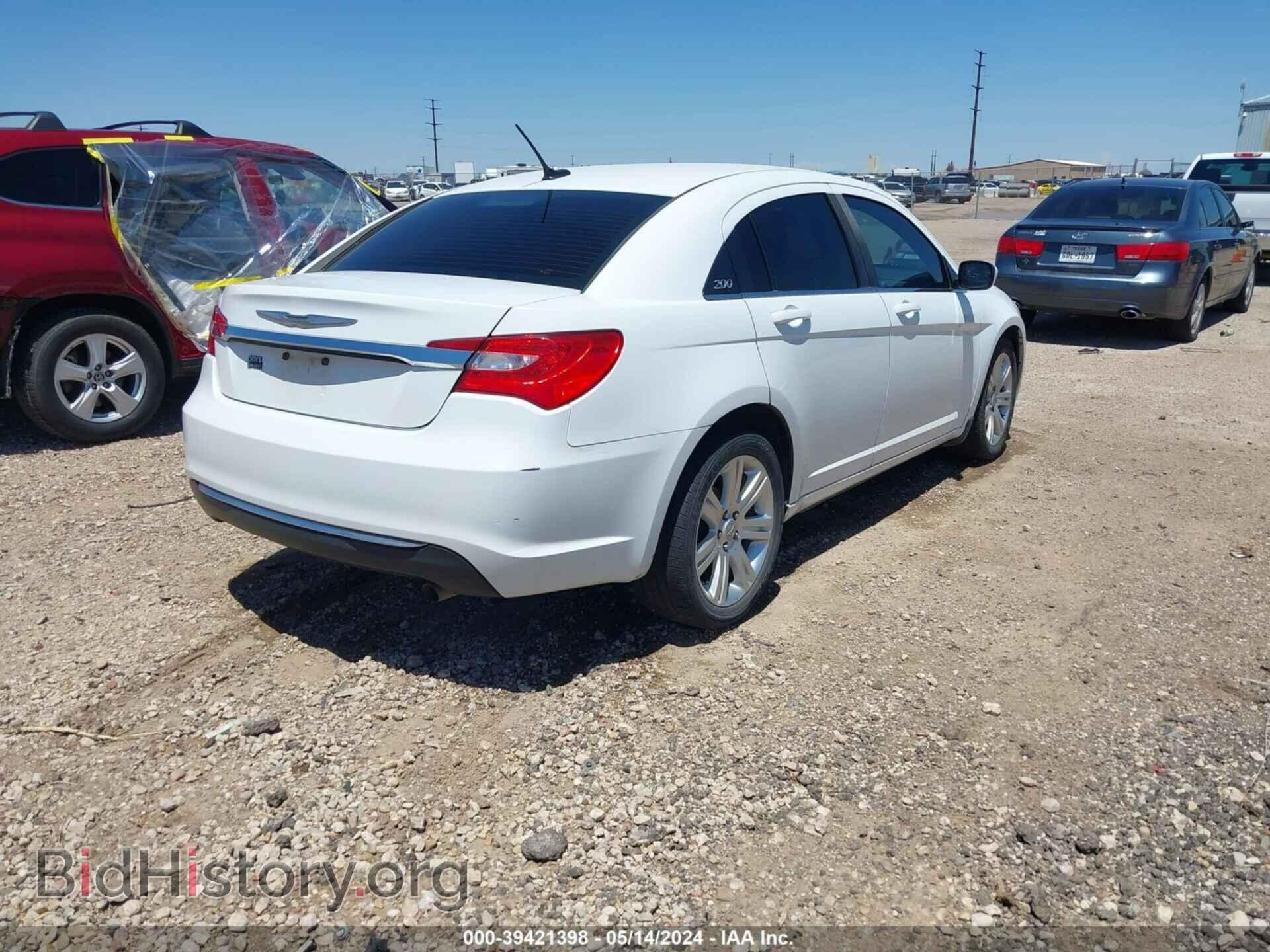 2013 CHRYSLER 200 - VIN: 1C3CCBAB4DN704411 - Фото 4