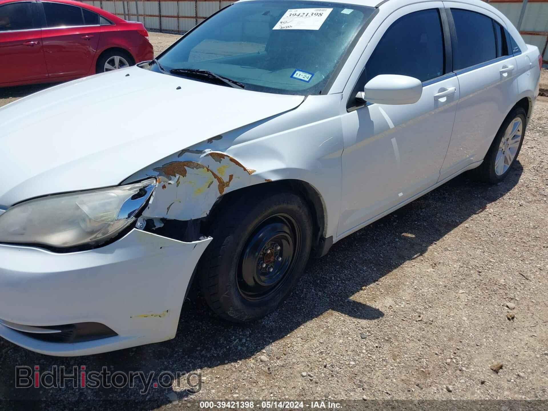 2013 CHRYSLER 200 - VIN: 1C3CCBAB4DN704411 - Фото 6