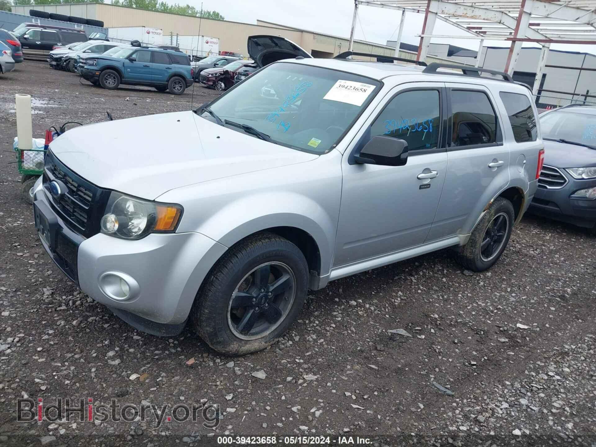 2010 FORD ESCAPE - VIN: 1FMCU9D75AKA05564 - Фото 2
