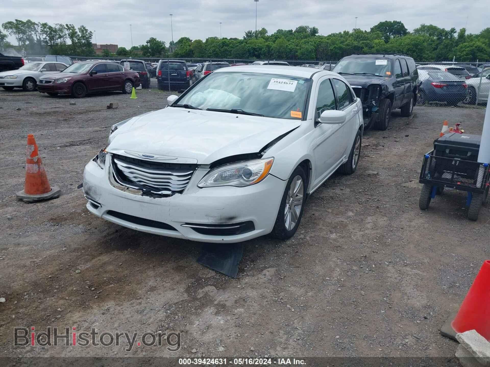 2012 CHRYSLER 200 - VIN: 1C3CCBBB7CN283894 - Фото 2