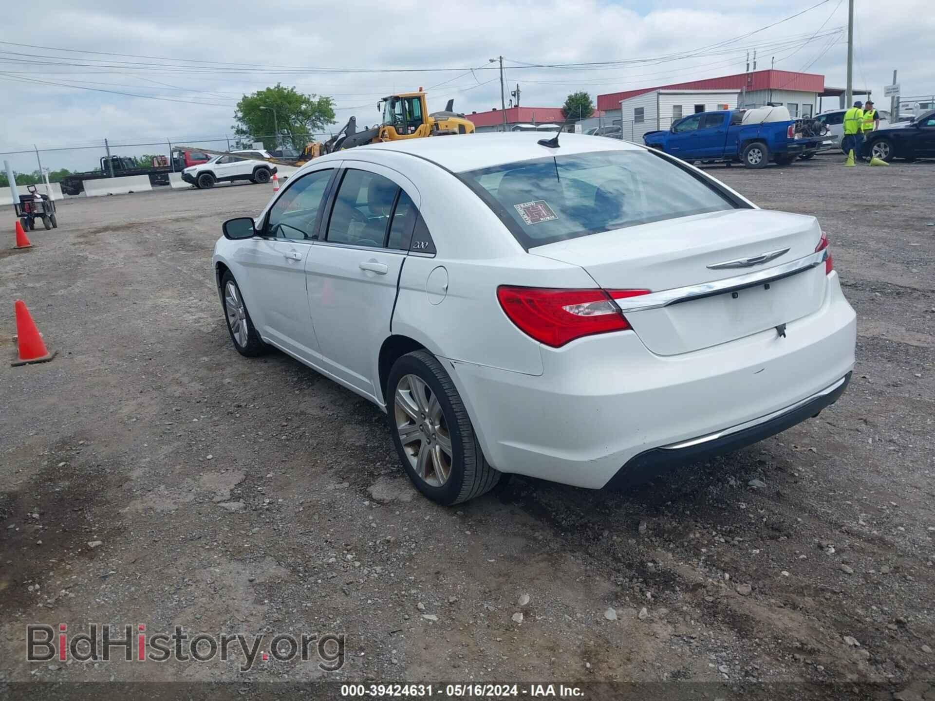 2012 CHRYSLER 200 - VIN: 1C3CCBBB7CN283894 - Фото 3