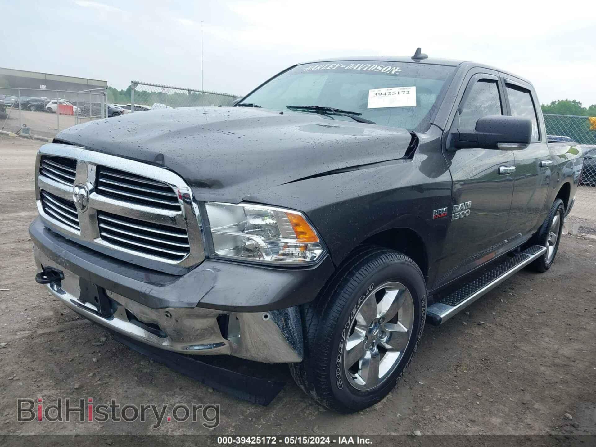 2017 RAM 1500 - VIN: 3C6RR7LT0HG746491 - Фото 2