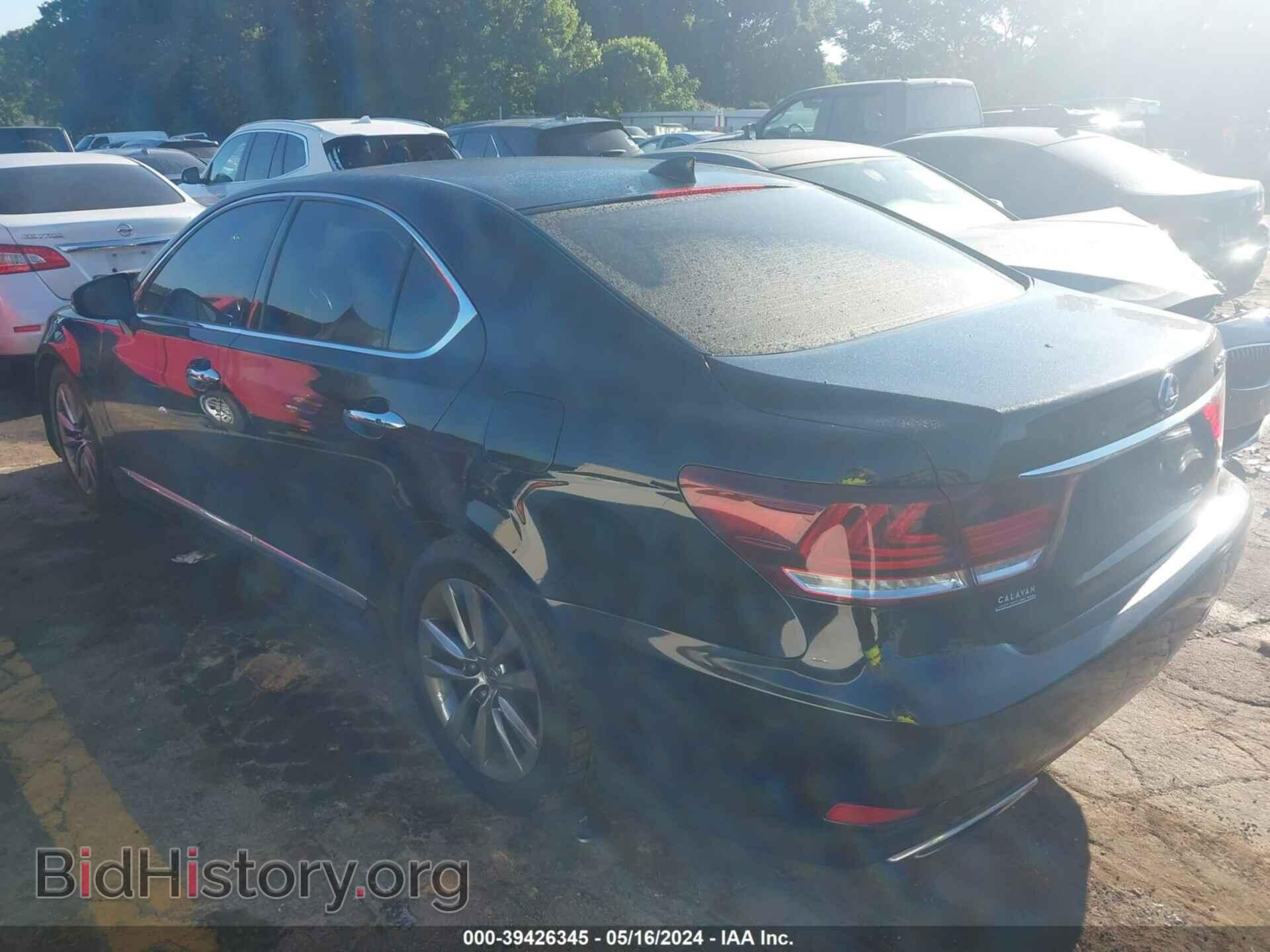 2014 LEXUS LS 460 - VIN: JTHCL5EF1E5022130 - Photo 3