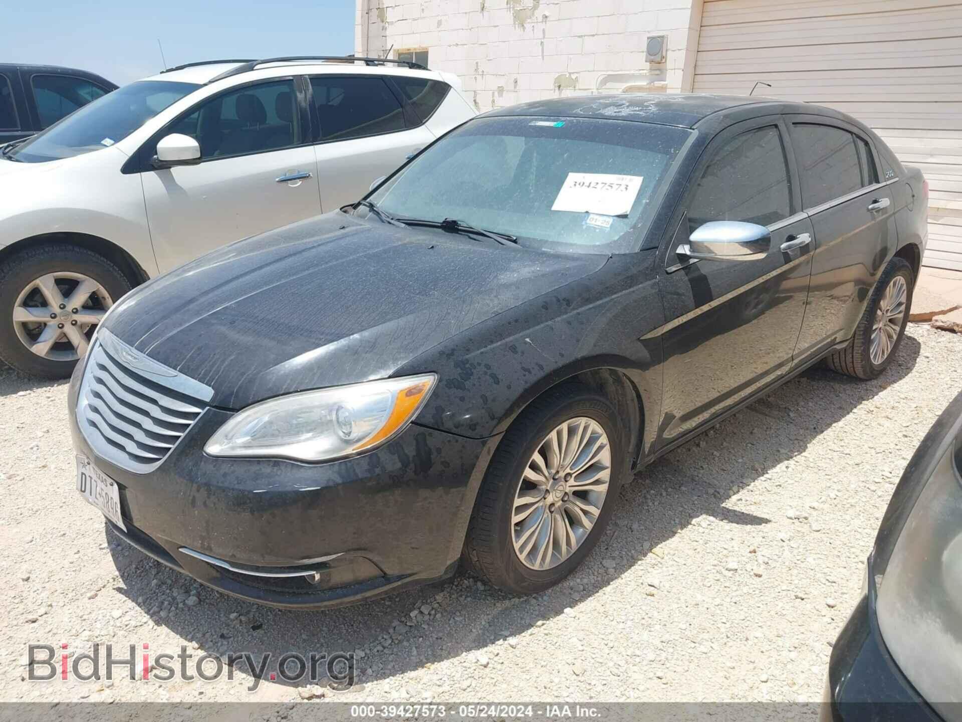 2012 CHRYSLER 200 - VIN: 1C3CCBCB2CN261686 - Фото 2