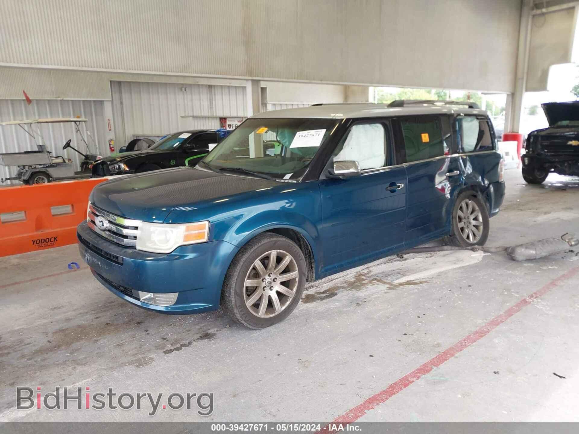 2011 FORD FLEX - VIN: 2FMGK5DC9BBD35927 - Photo 2
