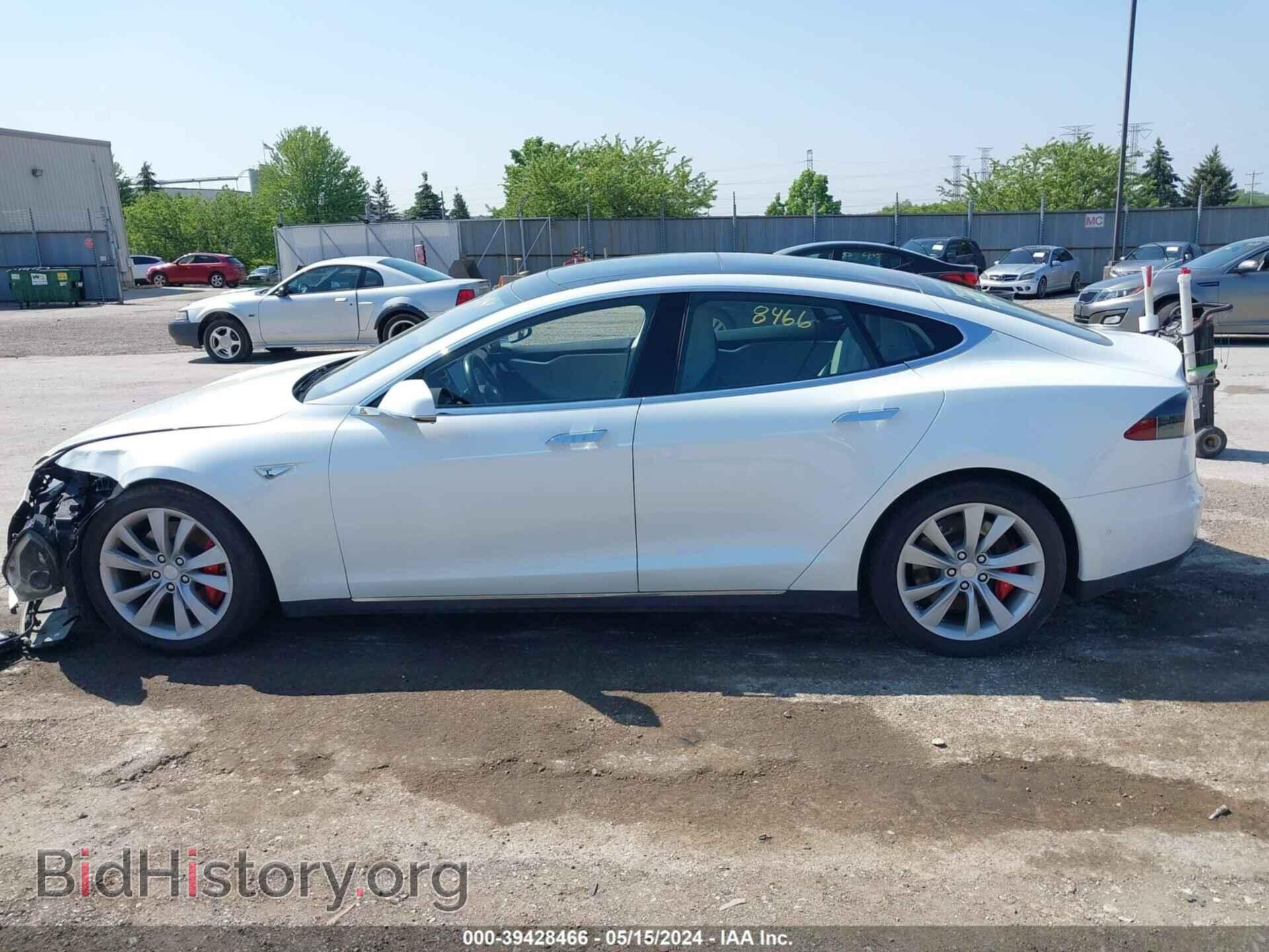 2015 TESLA MODEL S - VIN: 5YJSA1H20FFP77824 - Фото 13
