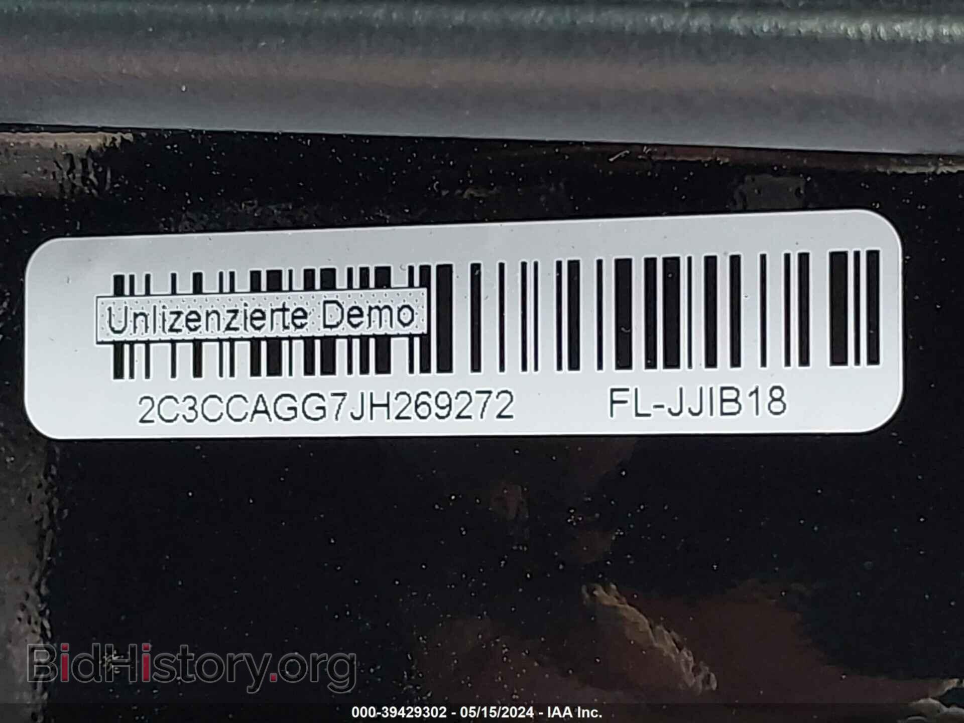 2018 CHRYSLER 300 - VIN: 2C3CCAGG7JH269272 - Фото 9