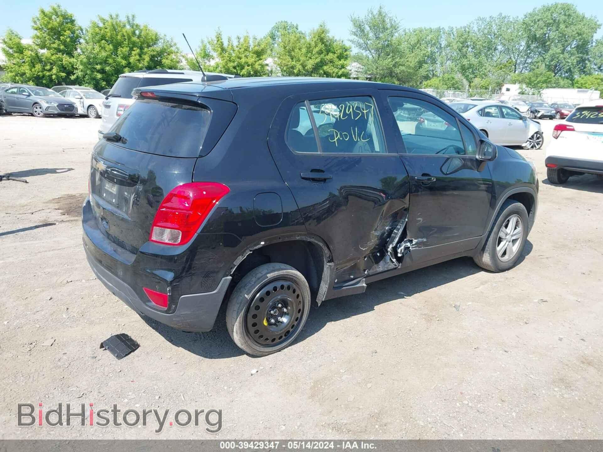 2017 CHEVROLET TRAX - VIN: 3GNCJNSB4HL283076 - Фото 4