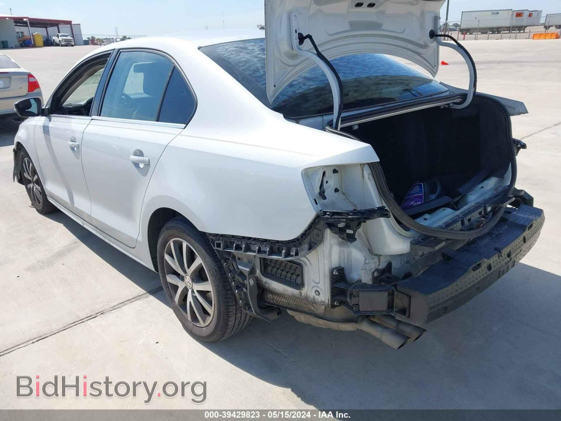2017 VOLKSWAGEN JETTA - VIN: 3VWDB7AJ2HM414902 - Фото 3
