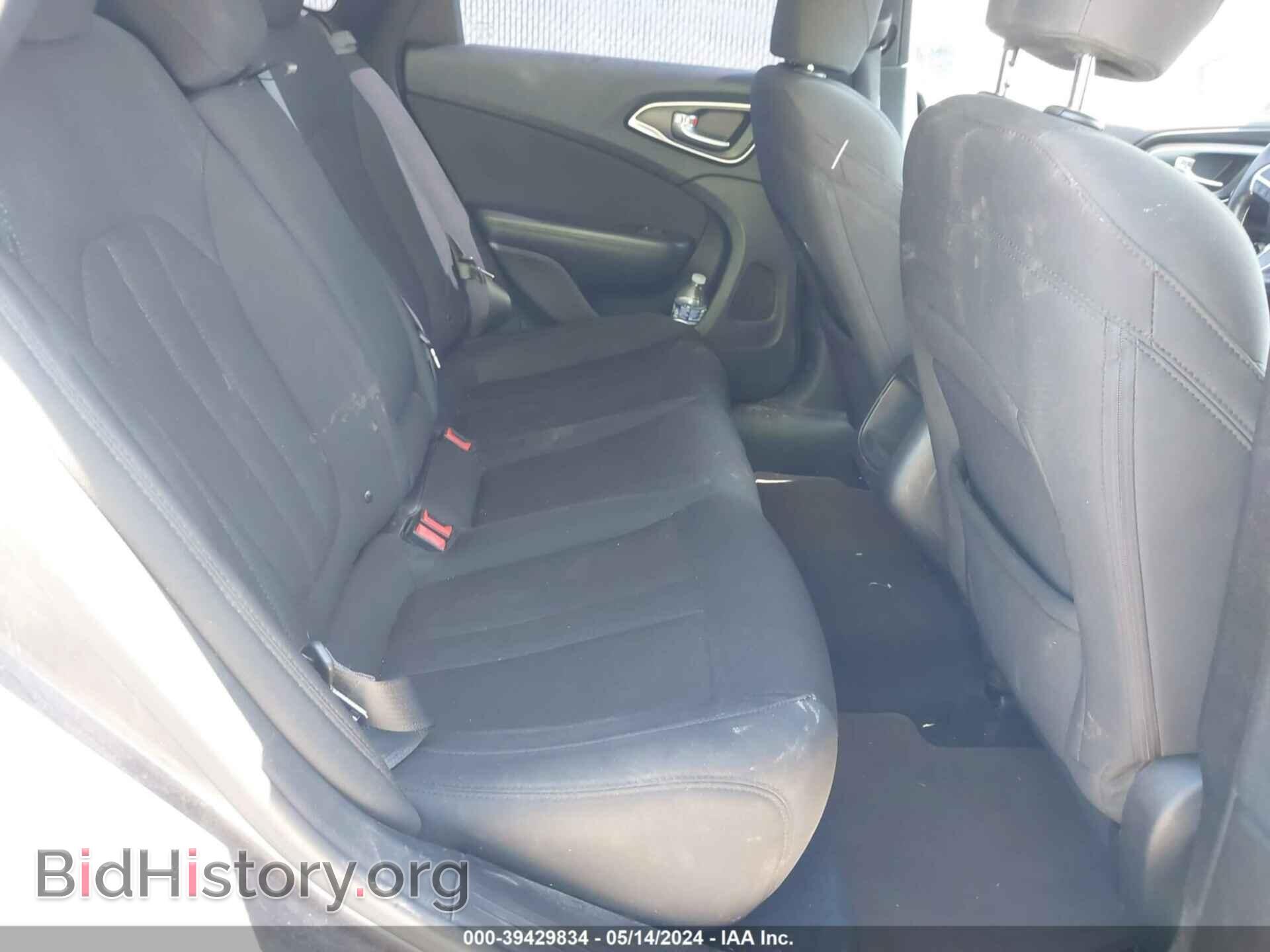 2015 CHRYSLER 200 - VIN: 1C3CCCAB8FN650166 - Фото 8
