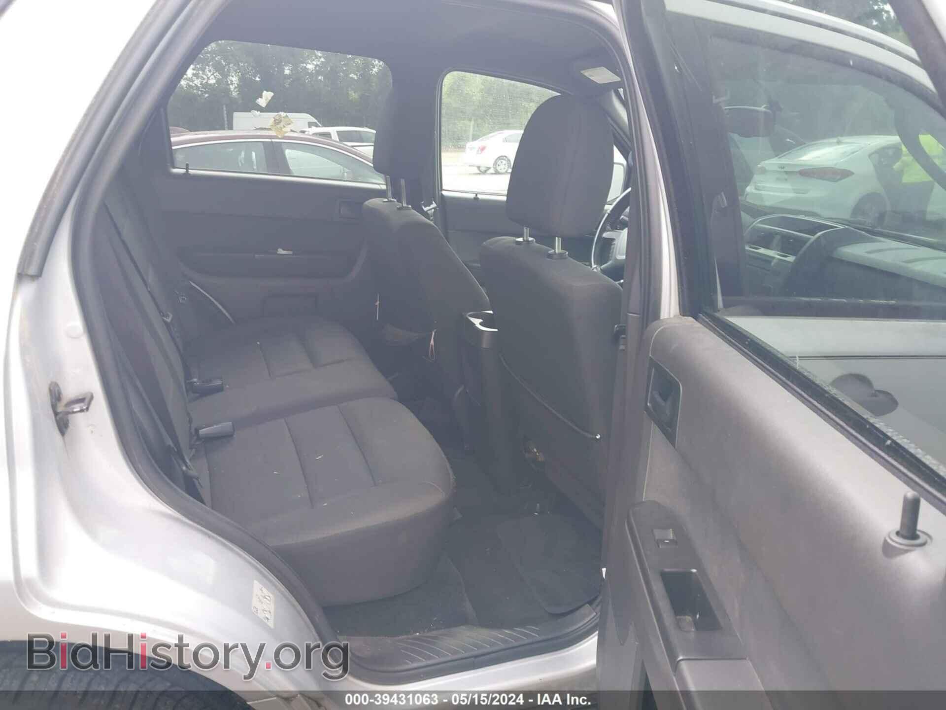 2011 FORD ESCAPE - VIN: 1FMCU9D77BKB29255 - Фото 8