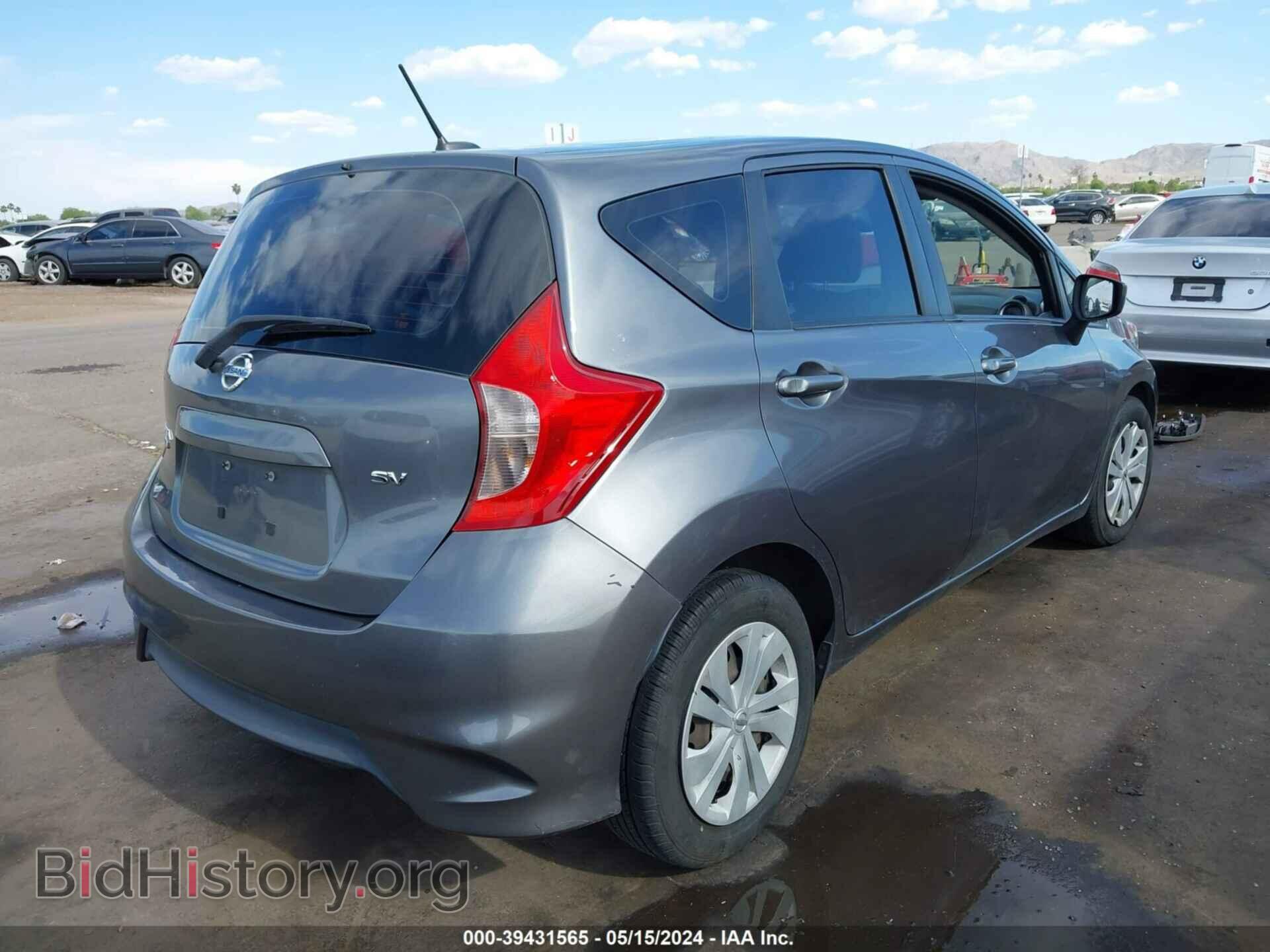 2018 NISSAN VERSA NOTE - VIN: 3N1CE2CP0JL352070 - Фото 4