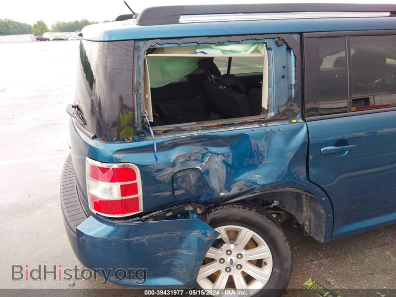 2011 Ford FLEX (VIN 2FMGK5BC1BBD29333) — фото 6 из 16