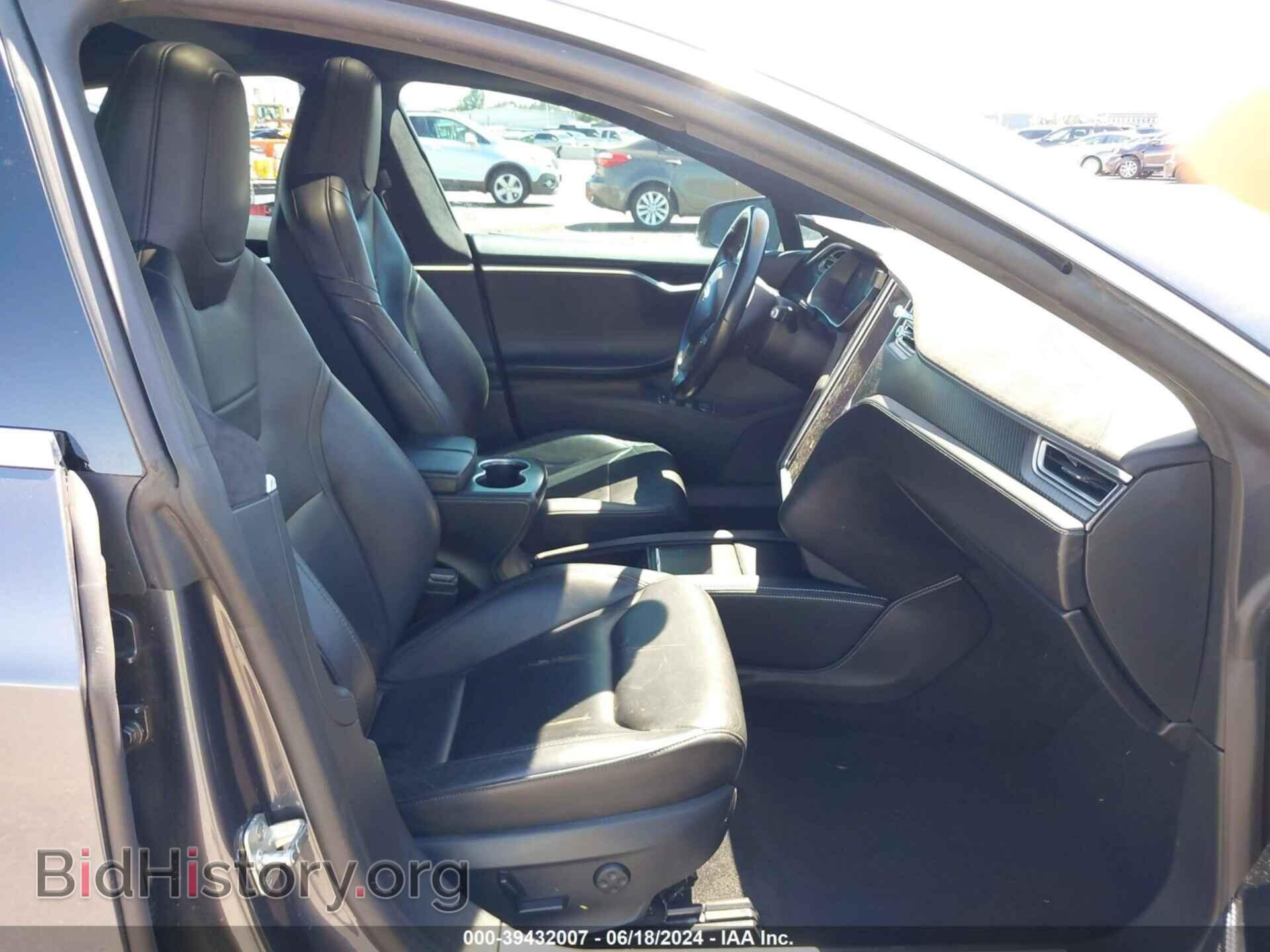 2016 TESLA MODEL S - VIN: 5YJSA1E46GF130335 - Фото 5