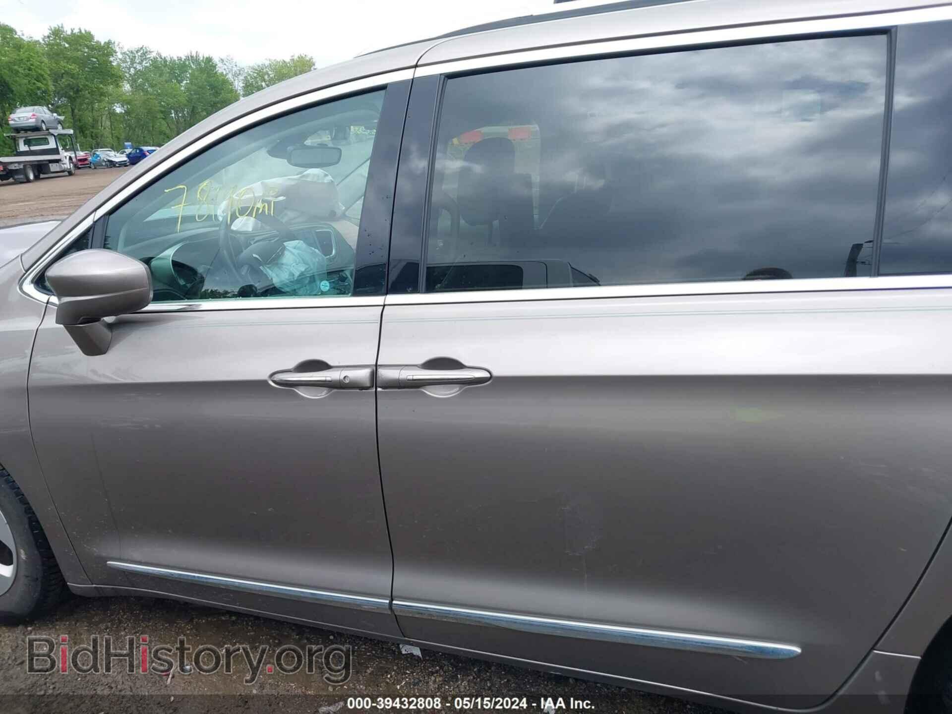2017 CHRYSLER PACIFICA - VIN: 2C4RC1EG2HR735025 - Photo 14