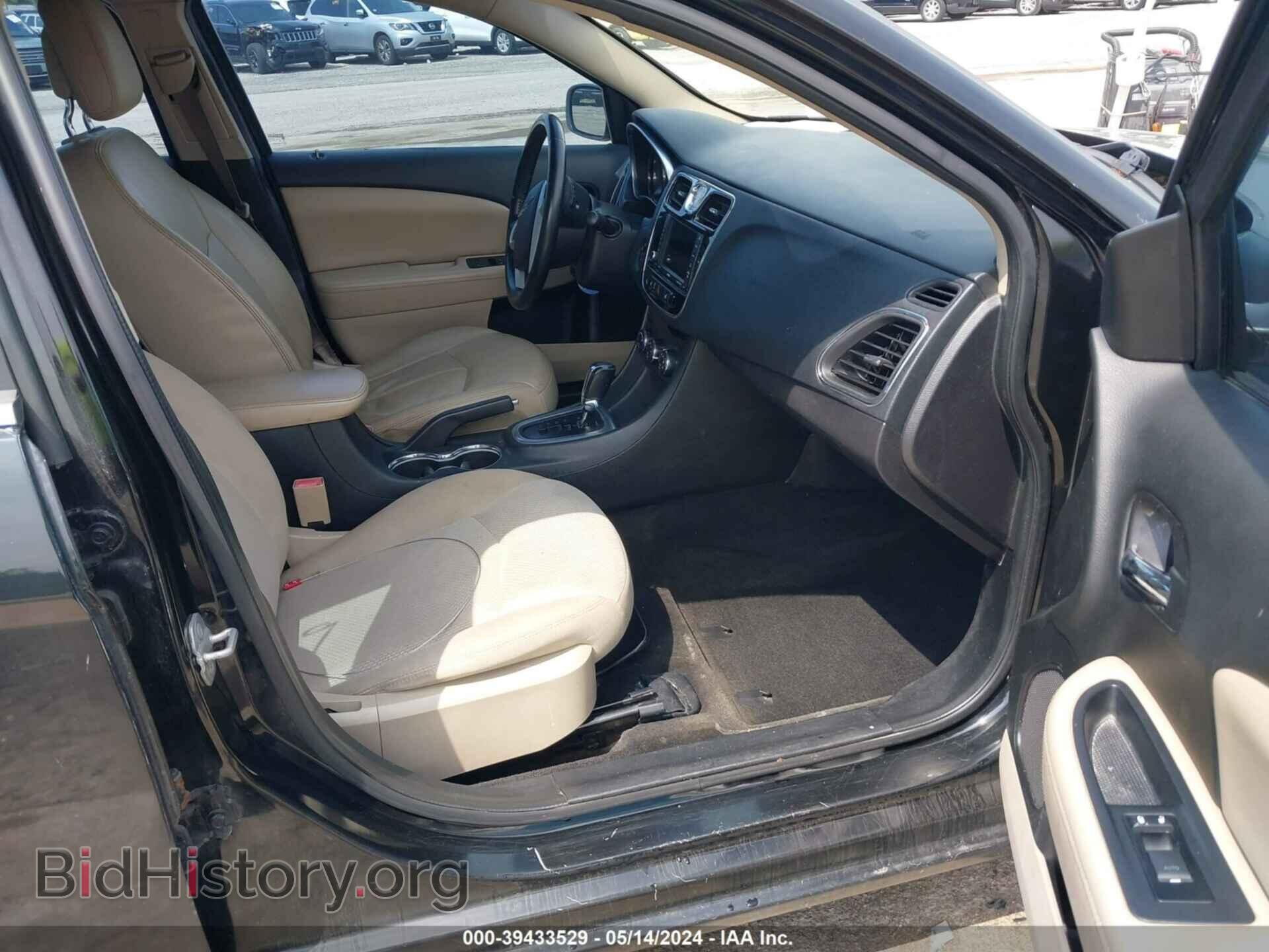 2012 CHRYSLER 200 - VIN: 1C3CCBCB2CN217834 - Фото 5