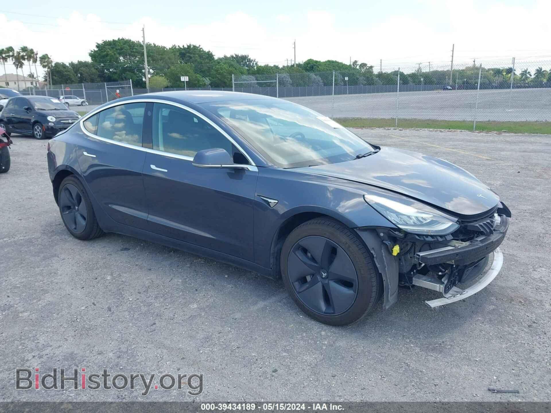 Фотография 5YJ3E1EA1JF123718 - TESLA MODEL 3 2018
