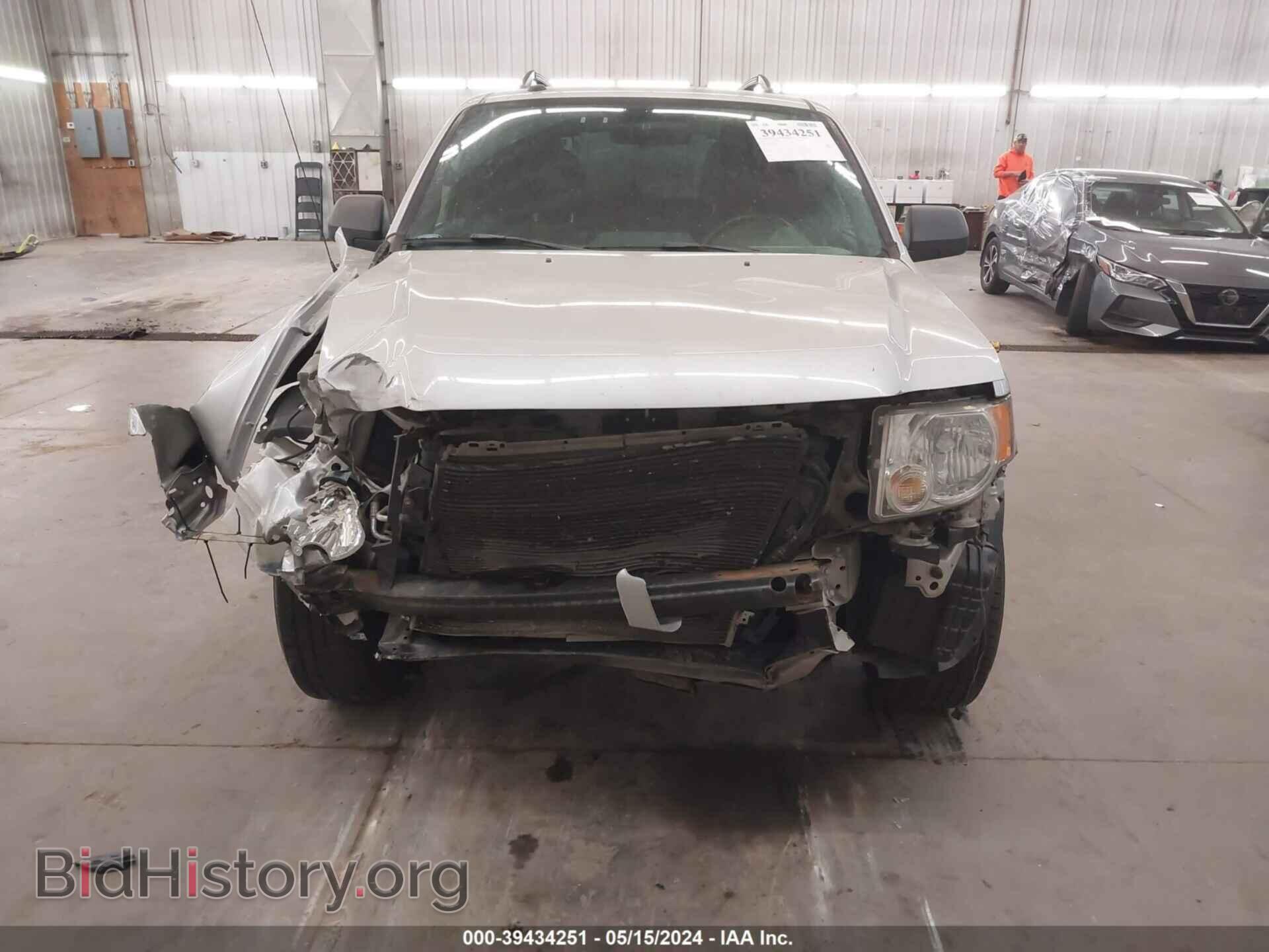 2011 FORD ESCAPE - VIN: 1FMCU9D77BKC11521 - Фото 6