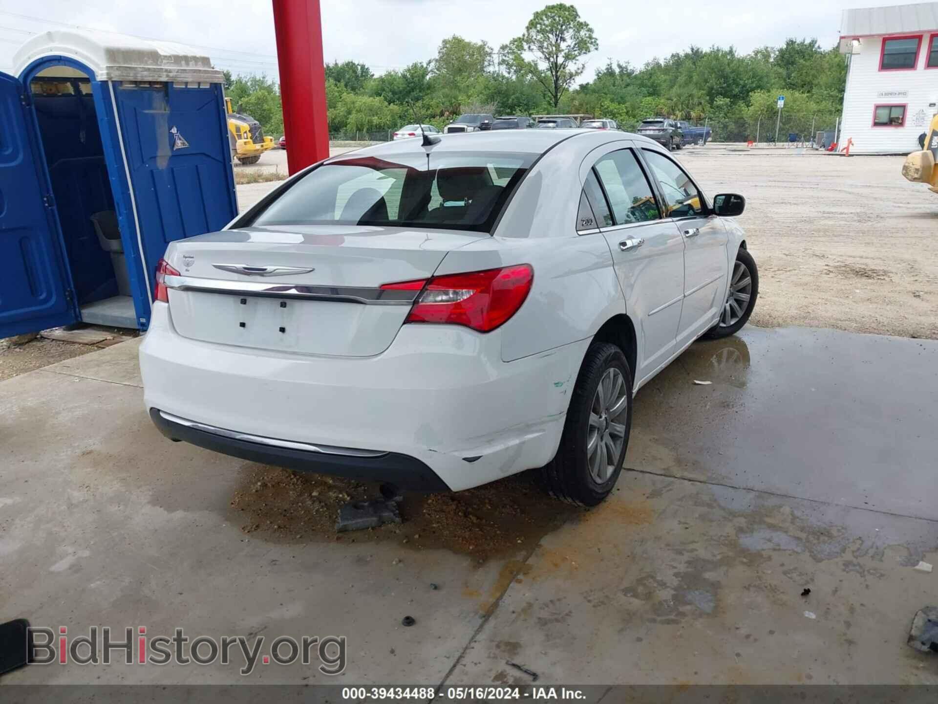 2013 CHRYSLER 200 - VIN: 1C3CCBBB2DN721707 - Фото 4