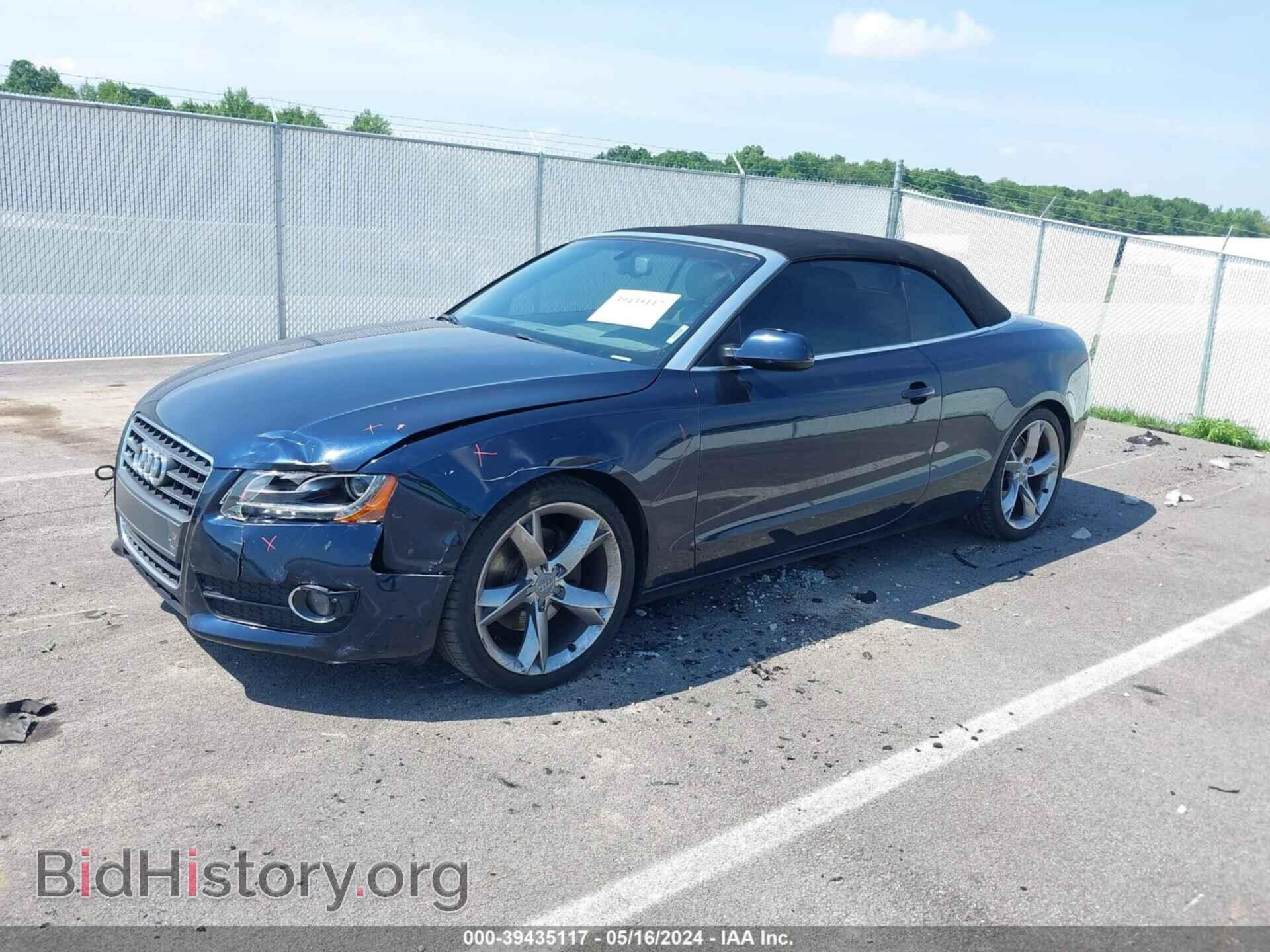 2011 AUDI A5 - VIN: WAULFAFH8BN009840 - Фото 2