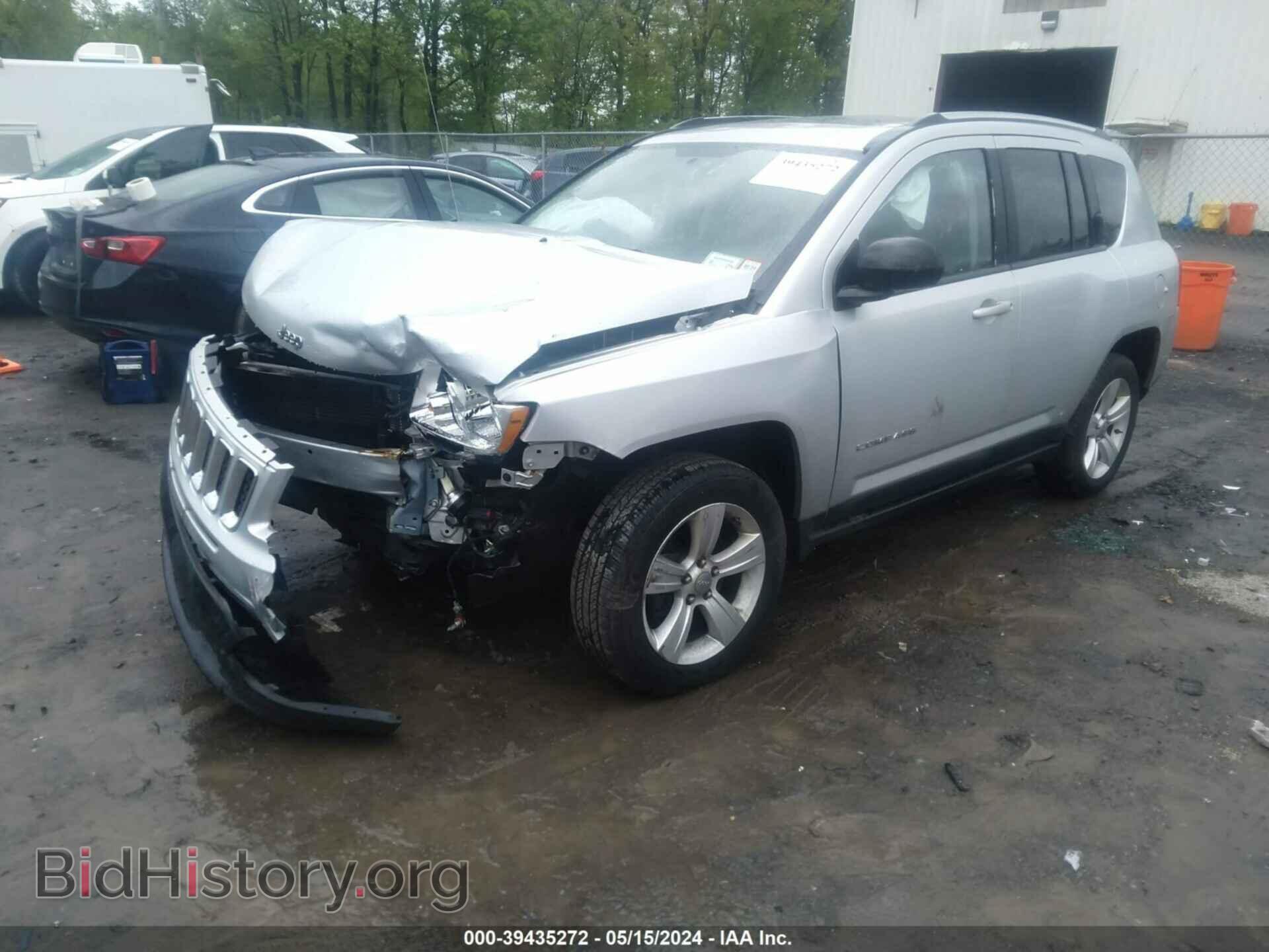 2011 JEEP COMPASS - VIN: 1J4NF1FB8BD282915 - Photo 2