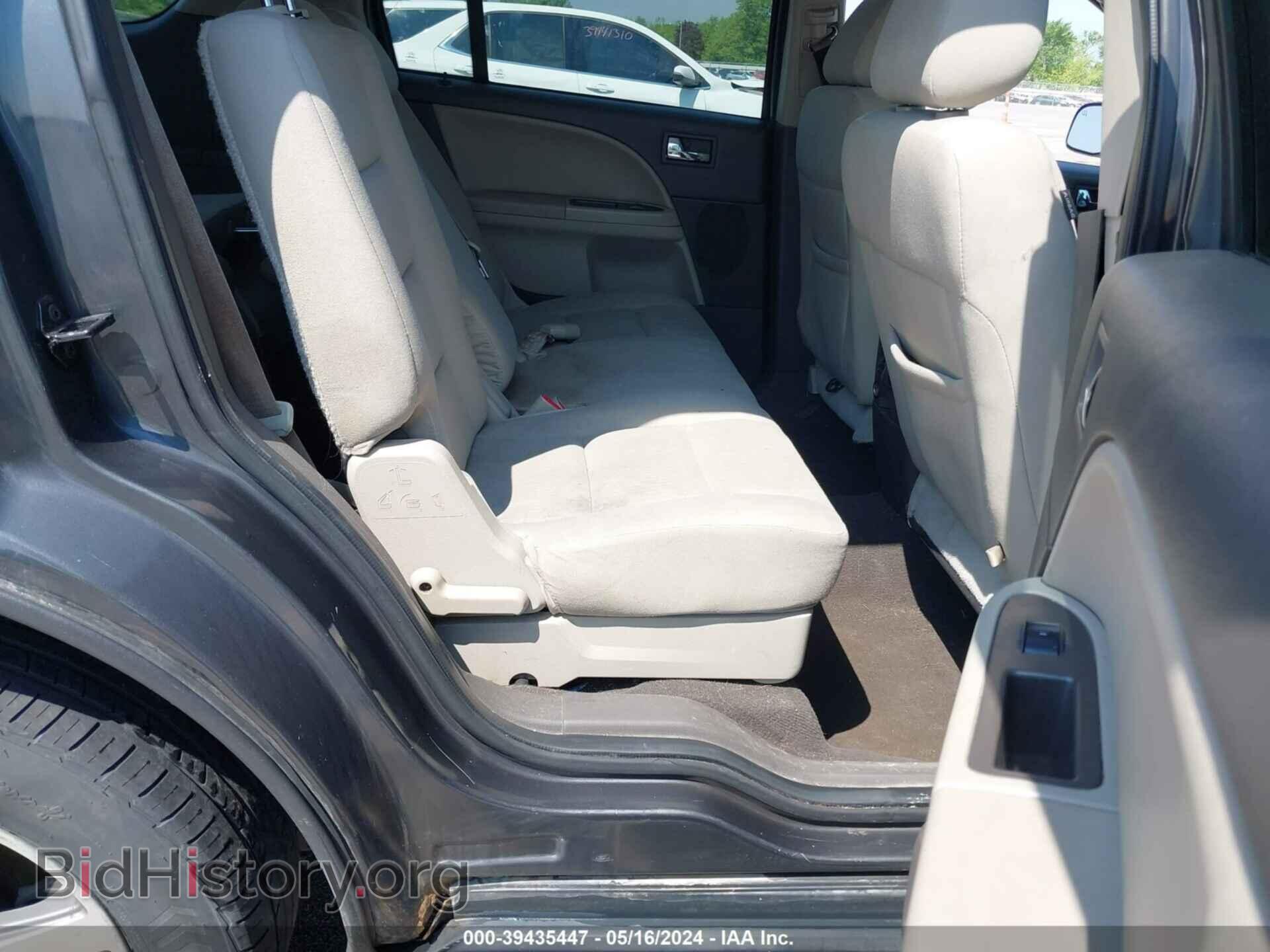 2008 FORD TAURUS X - VIN: 1FMDK02W38GA13370 - Фото 8