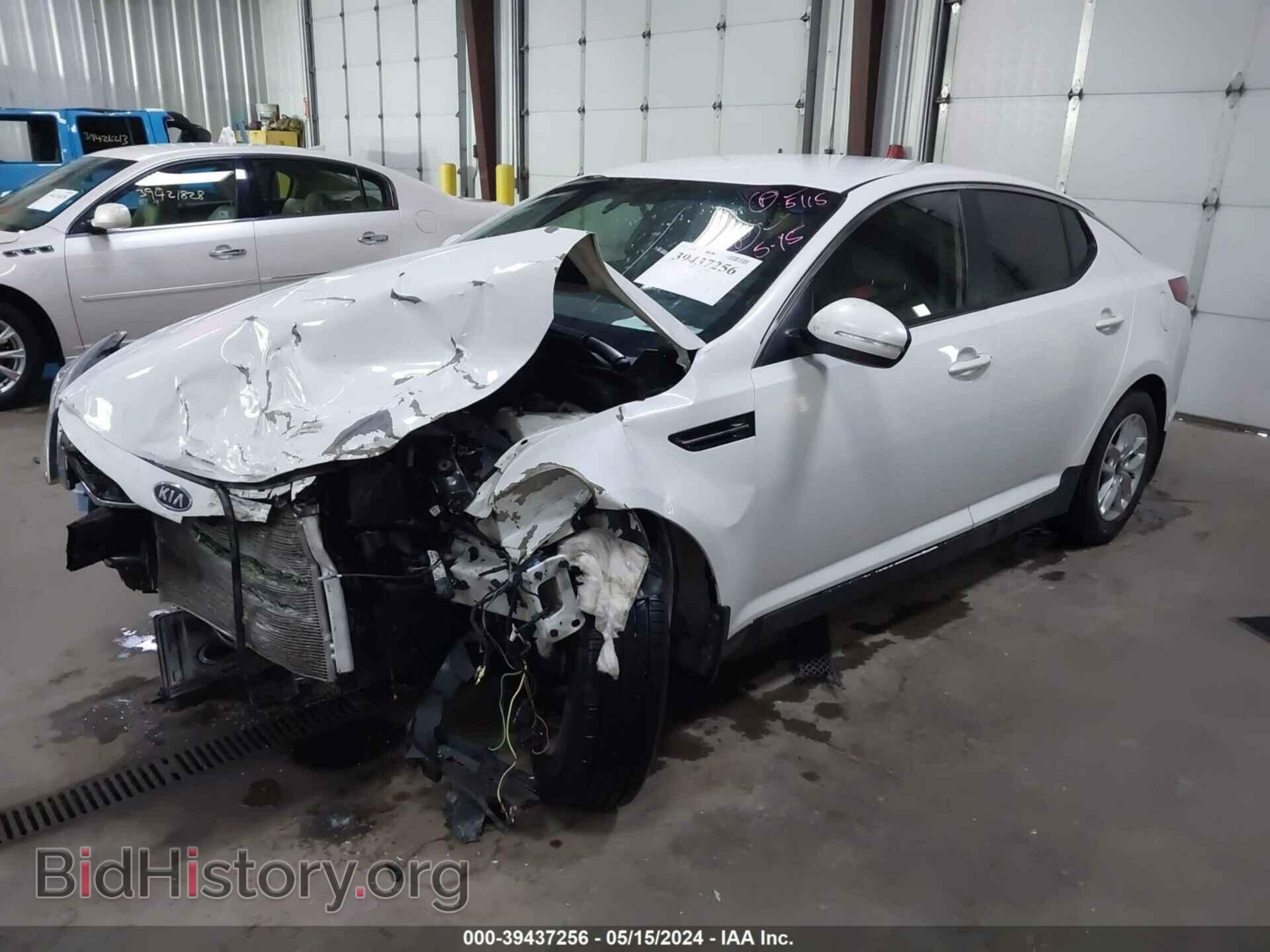 2011 KIA OPTIMA - VIN: KNAGM4A74B5147835 - Фото 2