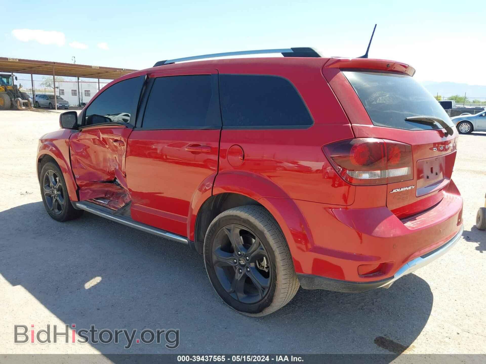 2018 DODGE JOURNEY - VIN: 3C4PDCGG9JT525909 - Фото 3