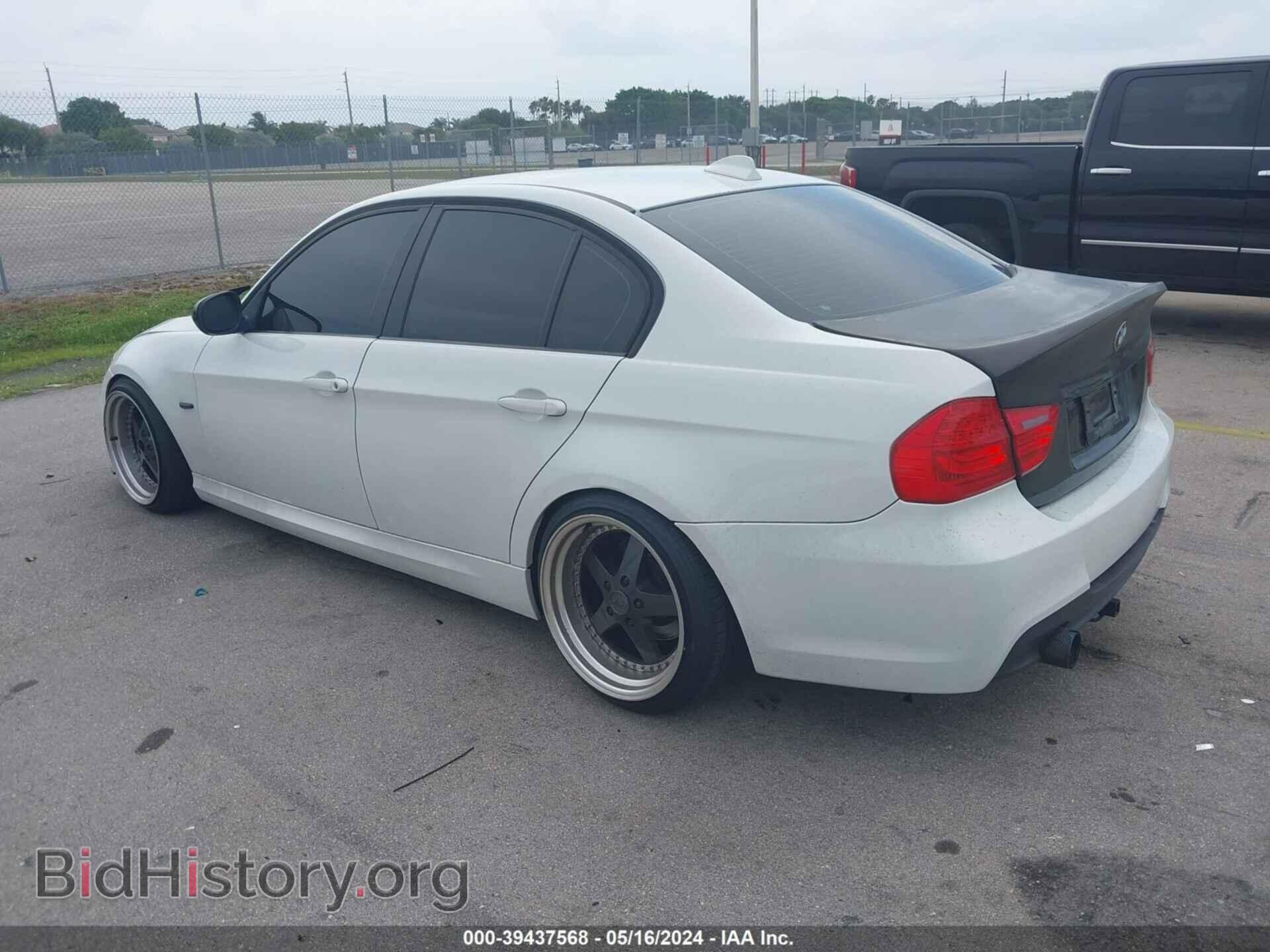2011 BMW 328I - VIN: WBAPH5C50BA449037 - Фото 3