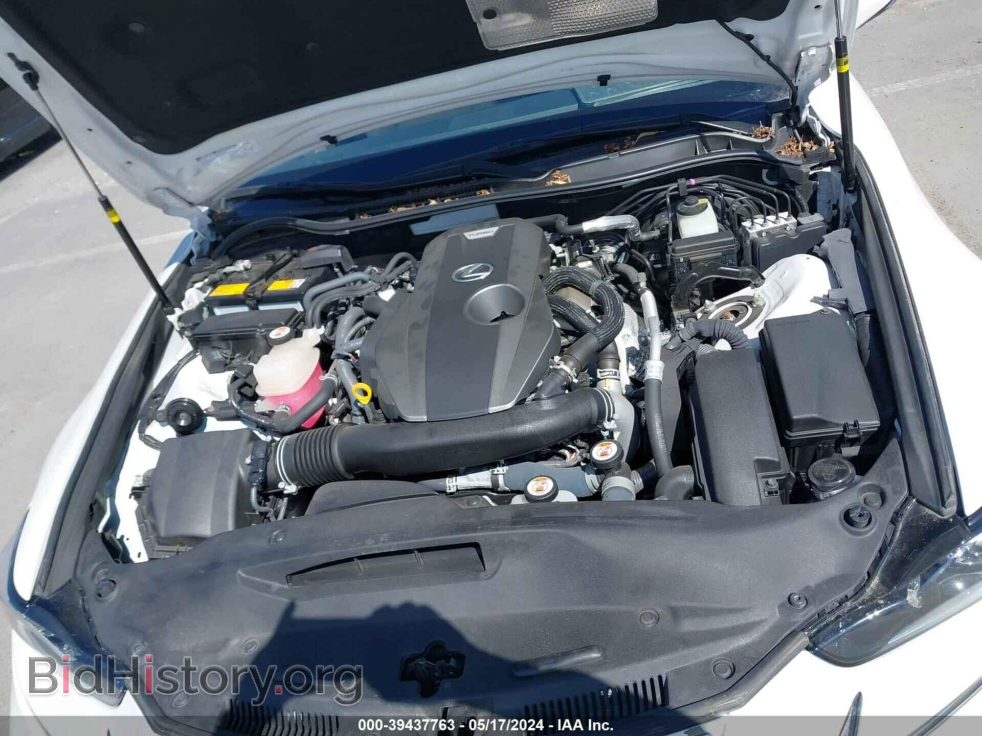 2017 LEXUS IS 200T - VIN: JTHBA1D22H5058275 - Фото 10