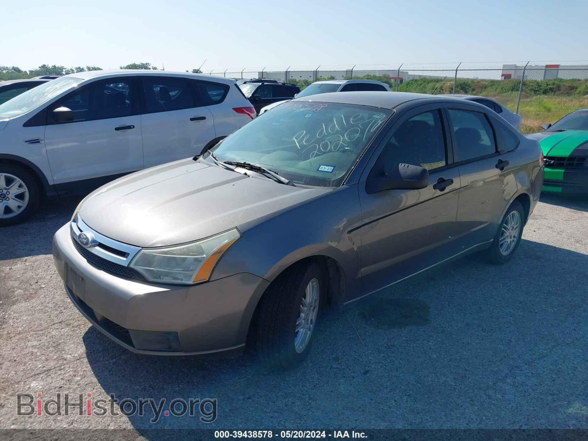 2011 FORD FOCUS - VIN: 1FAHP3FN2BW202072 - Photo 6