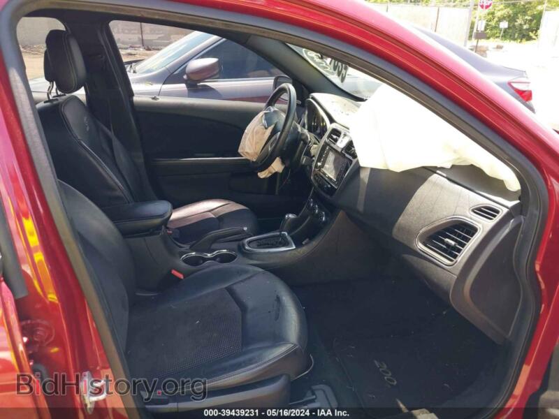 2013 Chrysler 200 (VIN 1C3CCBCG8DN738442) — photo 5 of 12