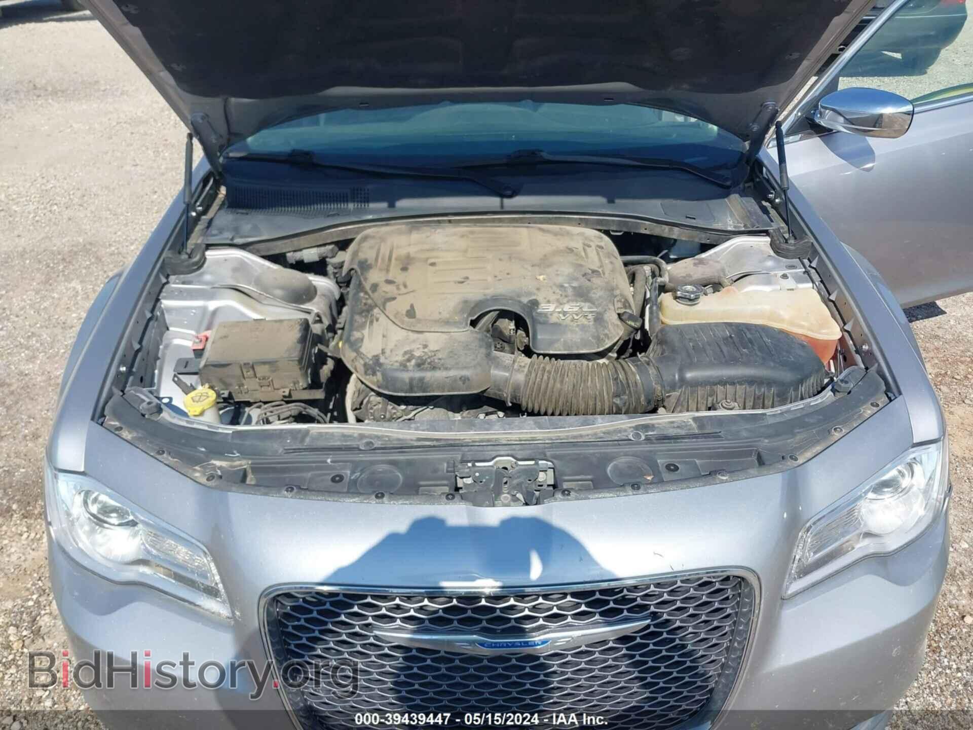 2018 CHRYSLER 300 - VIN: 2C3CCAEG8JH207964 - Фото 10